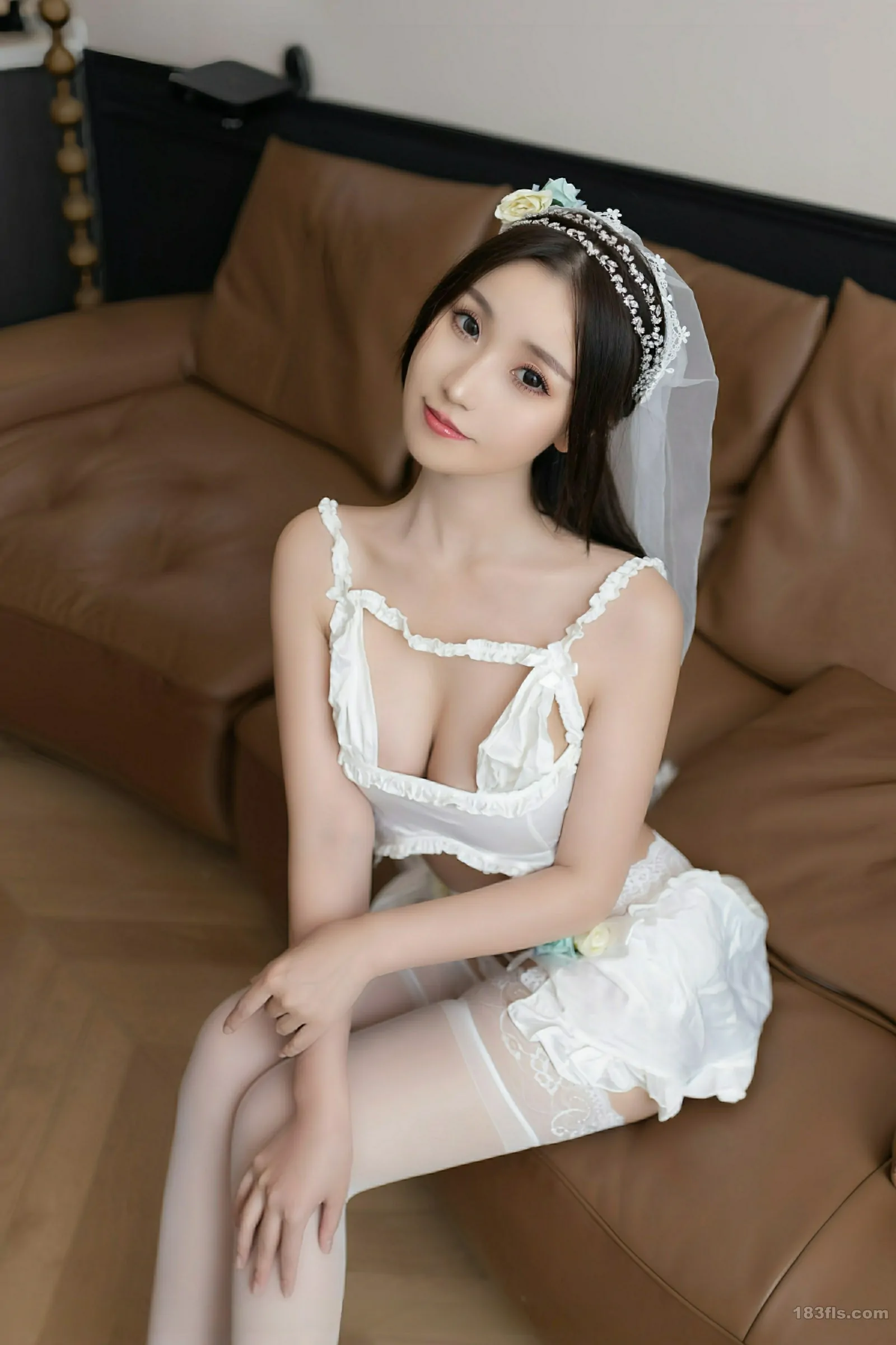[XIUREN秀人网] 2025.08.13 No.10644 杏子Yada-第5张图片-宅男套图吧