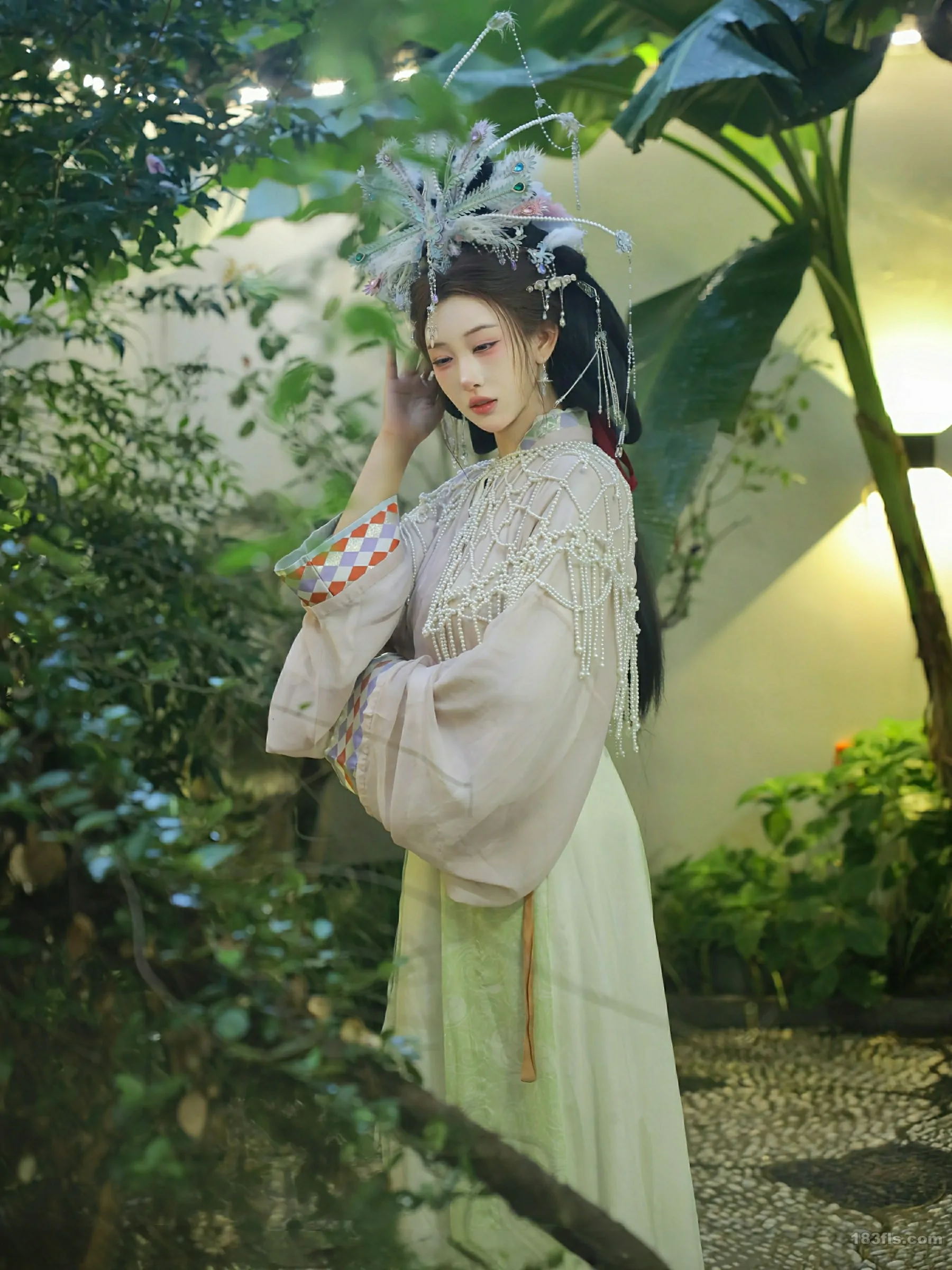 [XIUREN秀人网] 2025.09.05 No.10736 金允希Yuki-第6张图片-宅男套图吧