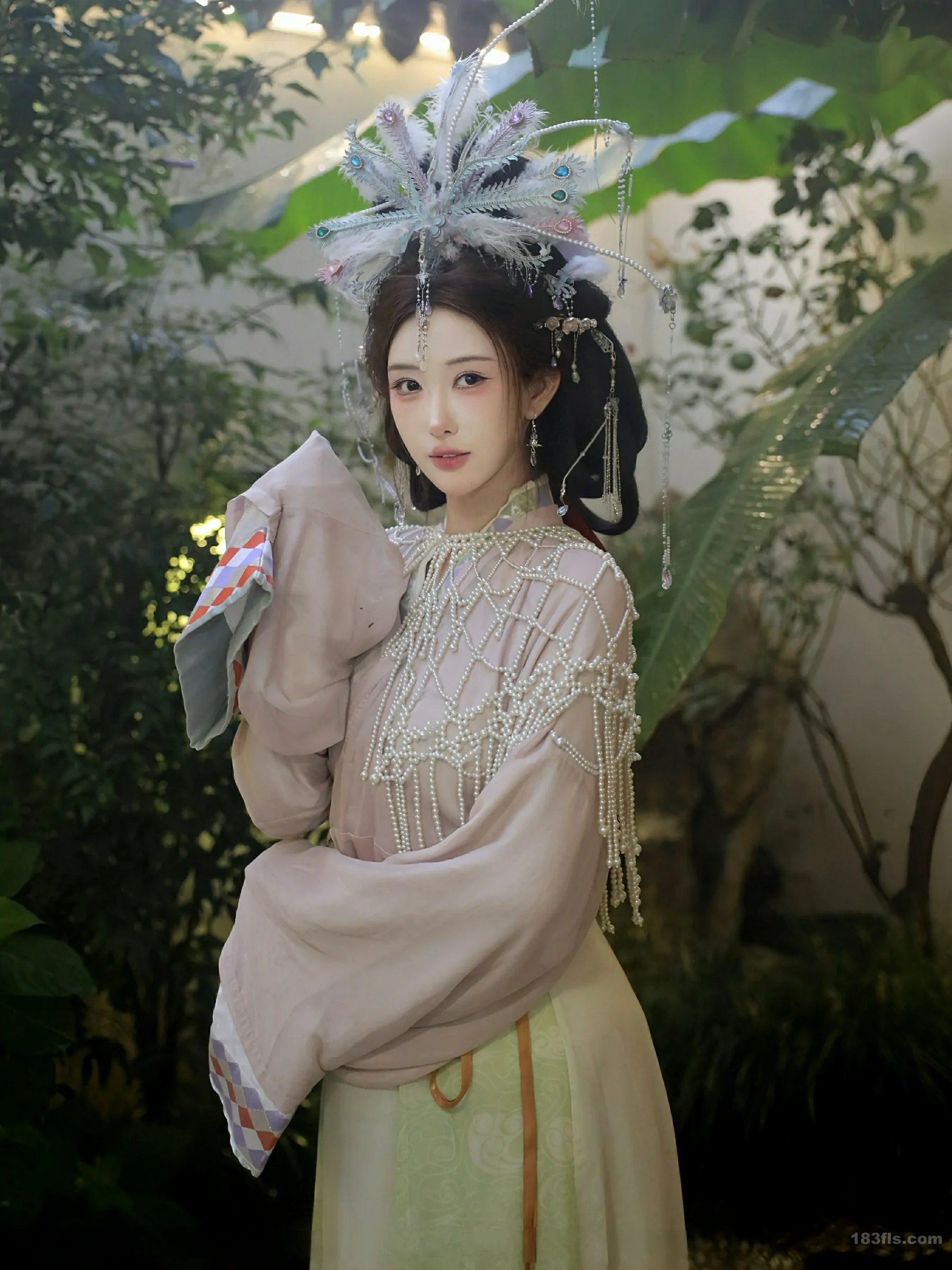 [XIUREN秀人网] 2025.09.05 No.10736 金允希Yuki-第4张图片-宅男套图吧