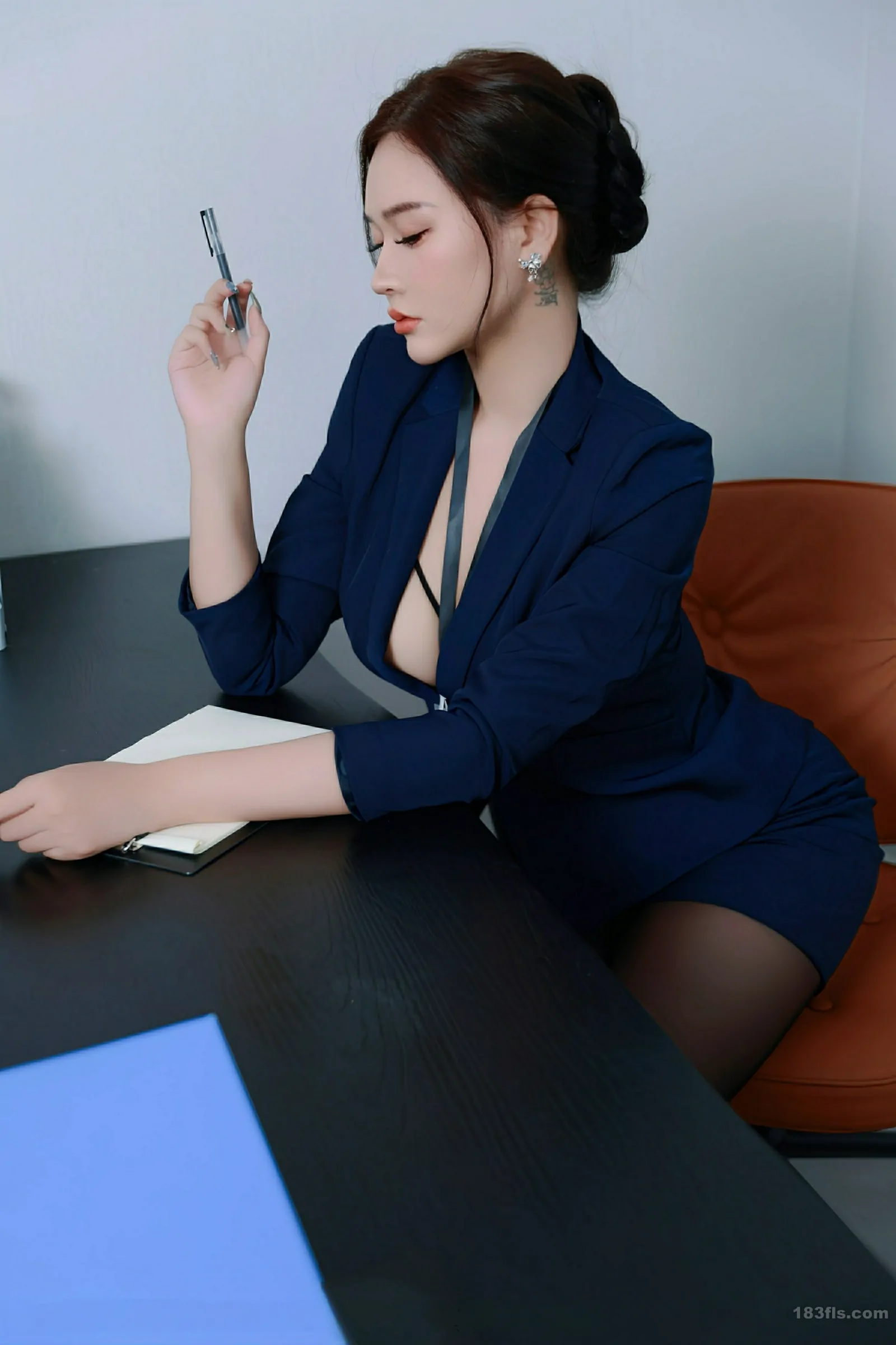 [XIUREN秀人网] 2025.09.10 No.10751 娜比-第3张图片-宅男套图吧