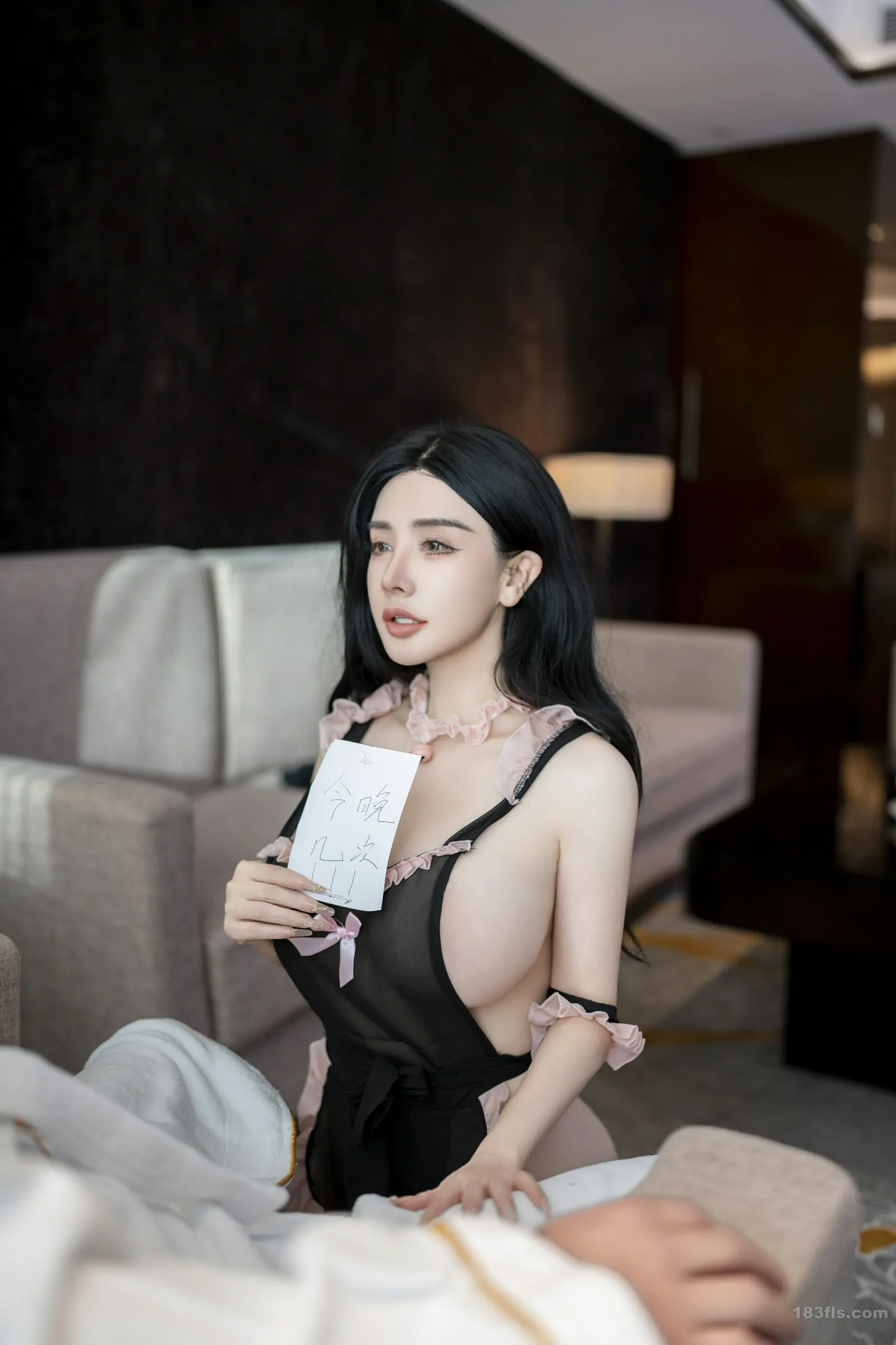 xiuren秀人网福利潘娇娇大尺度私拍写真双人女仆-第3张图片-宅男套图吧