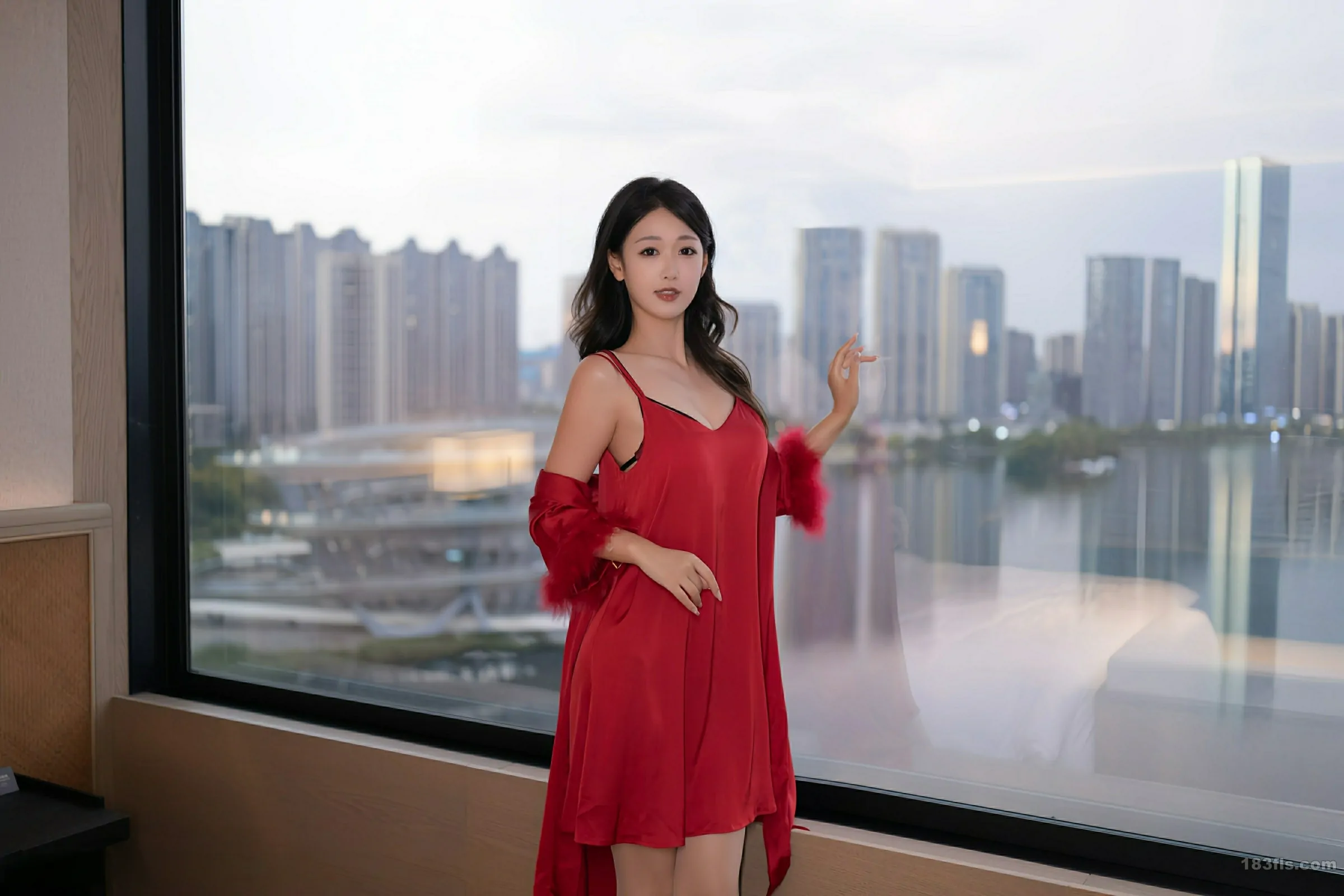 [XIUREN秀人网] 2025.09.15 No.10768 唐安琪-第4张图片-宅男套图吧