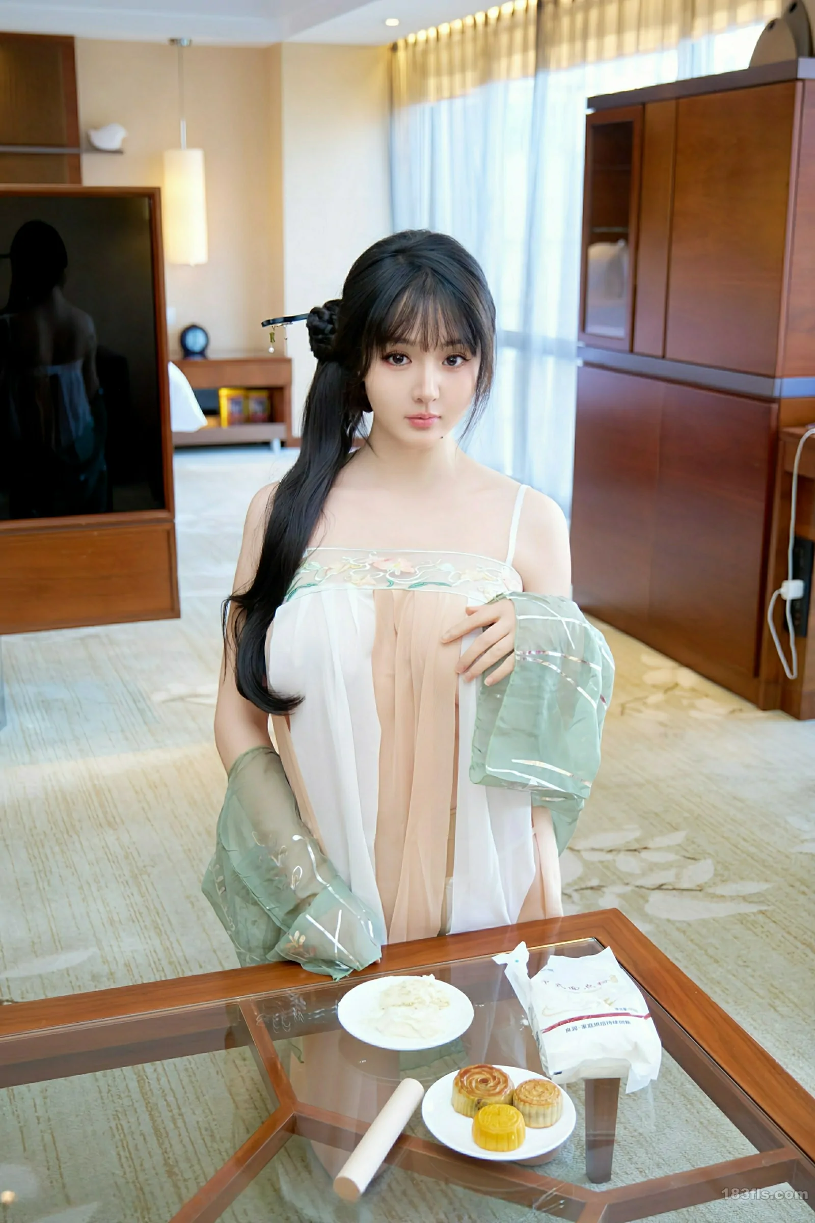 [XIUREN秀人网] 2025.09.28 No.10818 沈南汐RuRu-第2张图片-宅男套图吧