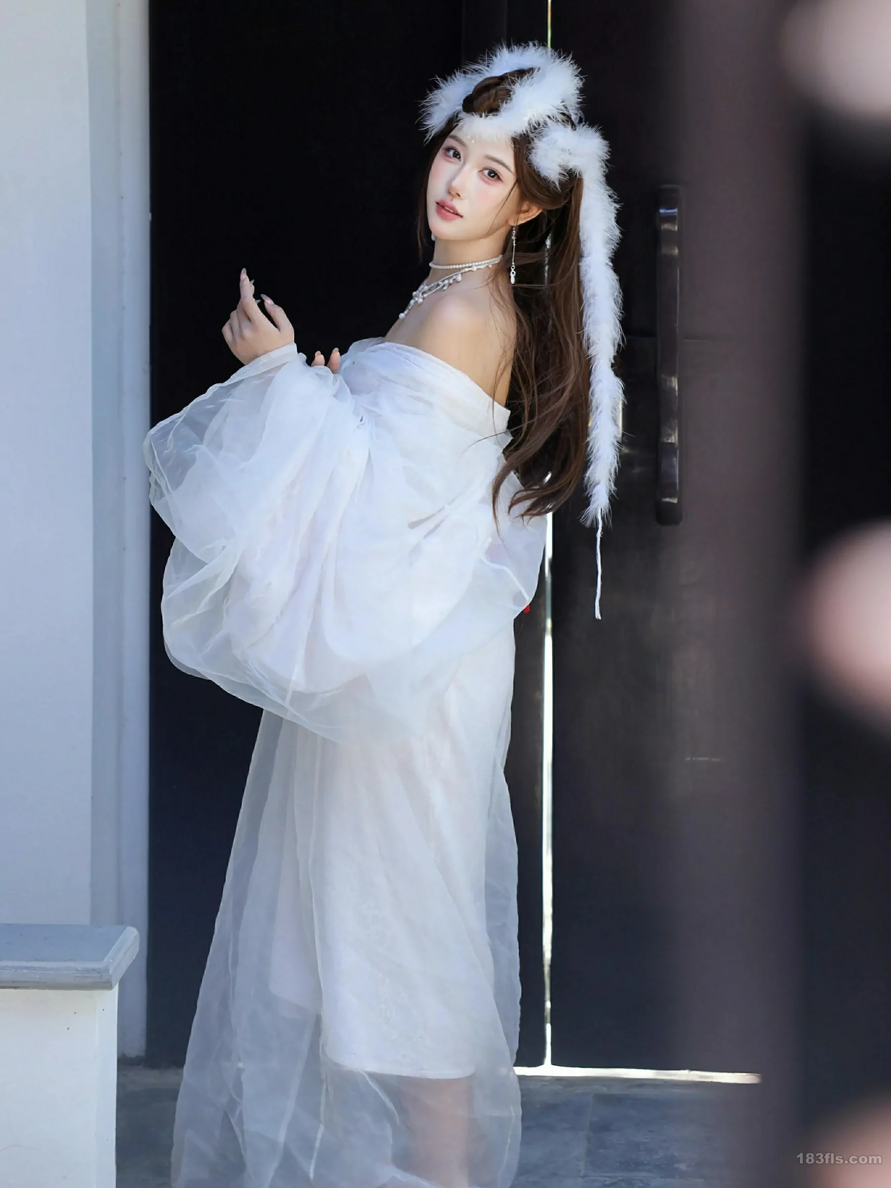 [XIUREN秀人网] 2025.10.09 No.10843 金允希Yuki-第4张图片-宅男套图吧
