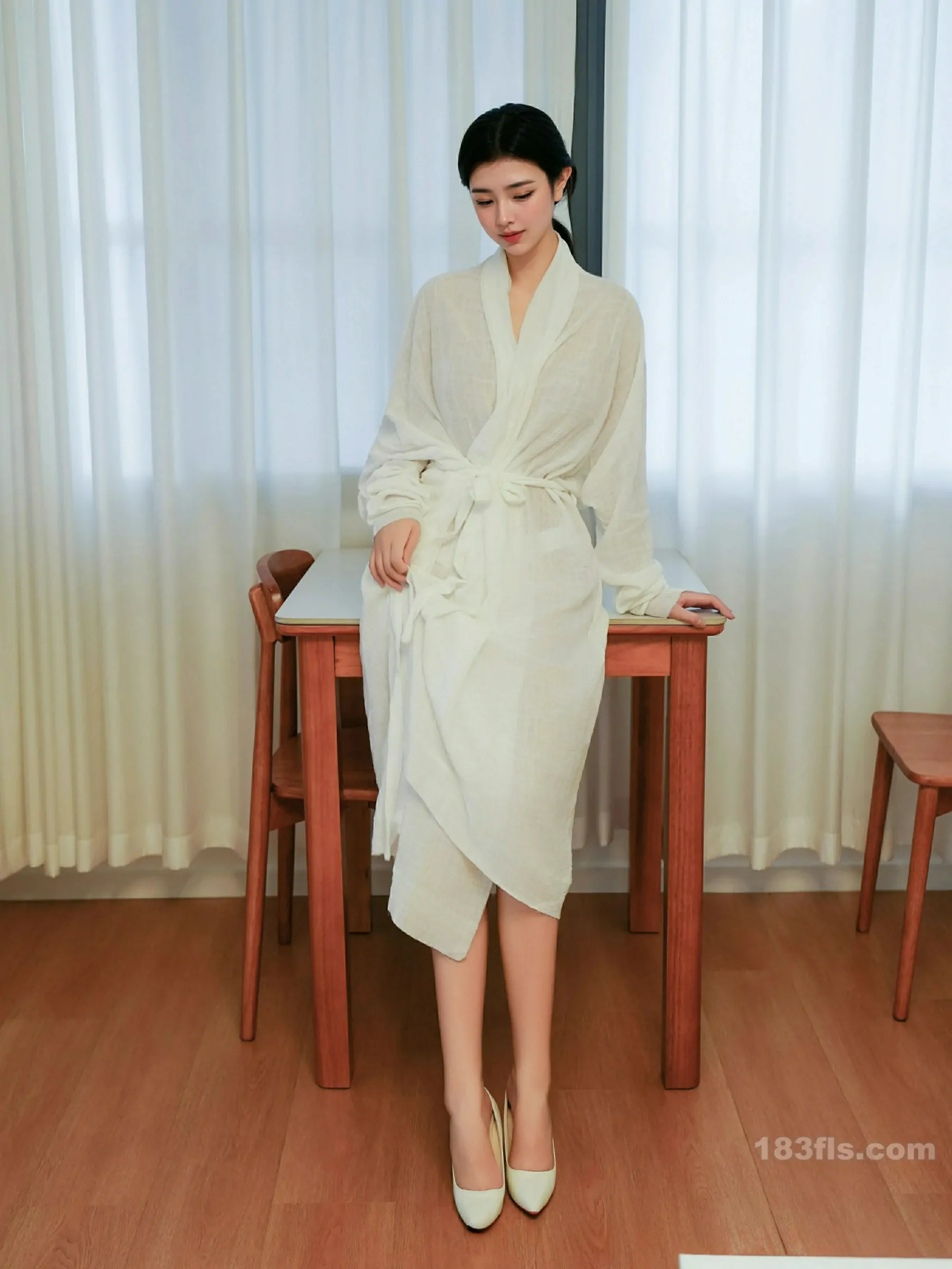 [XIUREN秀人网] 2025.10.29 No.10920 林悦溪儿-第5张图片-宅男套图吧