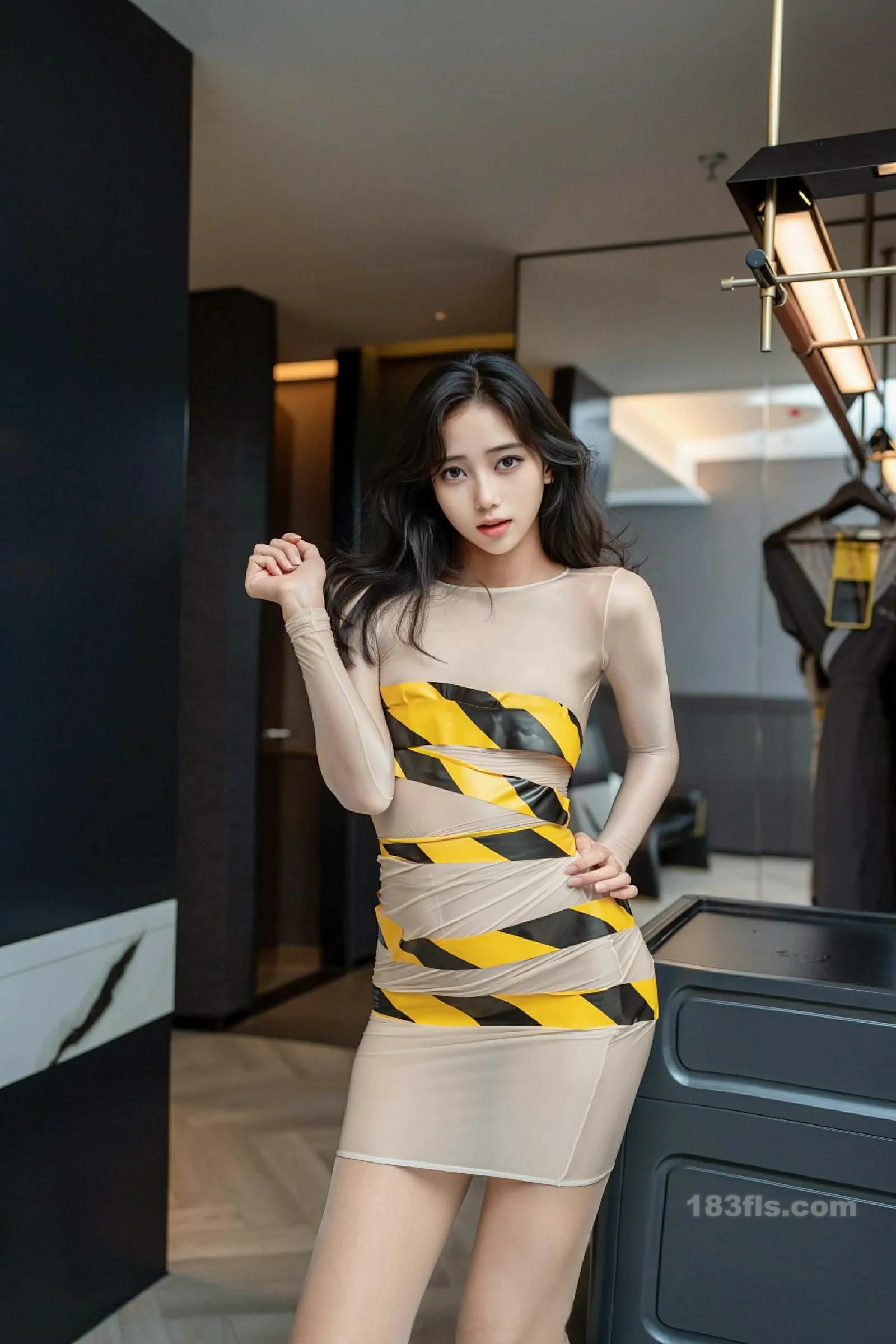 [XINGYAN星颜社] 2025.11.05 VOL.421 时安安-第2张图片-宅男套图吧