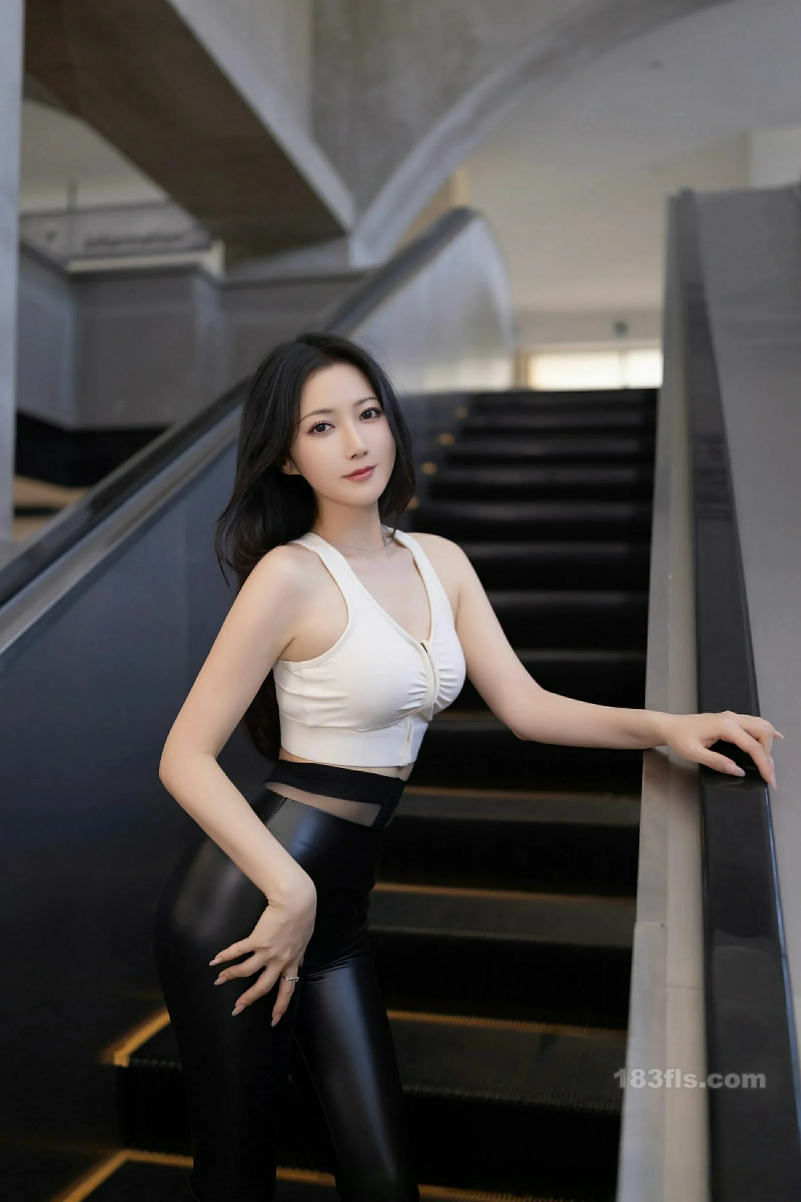 [XIUREN秀人网] 2025.11.21 No.11021 鱼子酱Fish-第6张图片-宅男套图吧