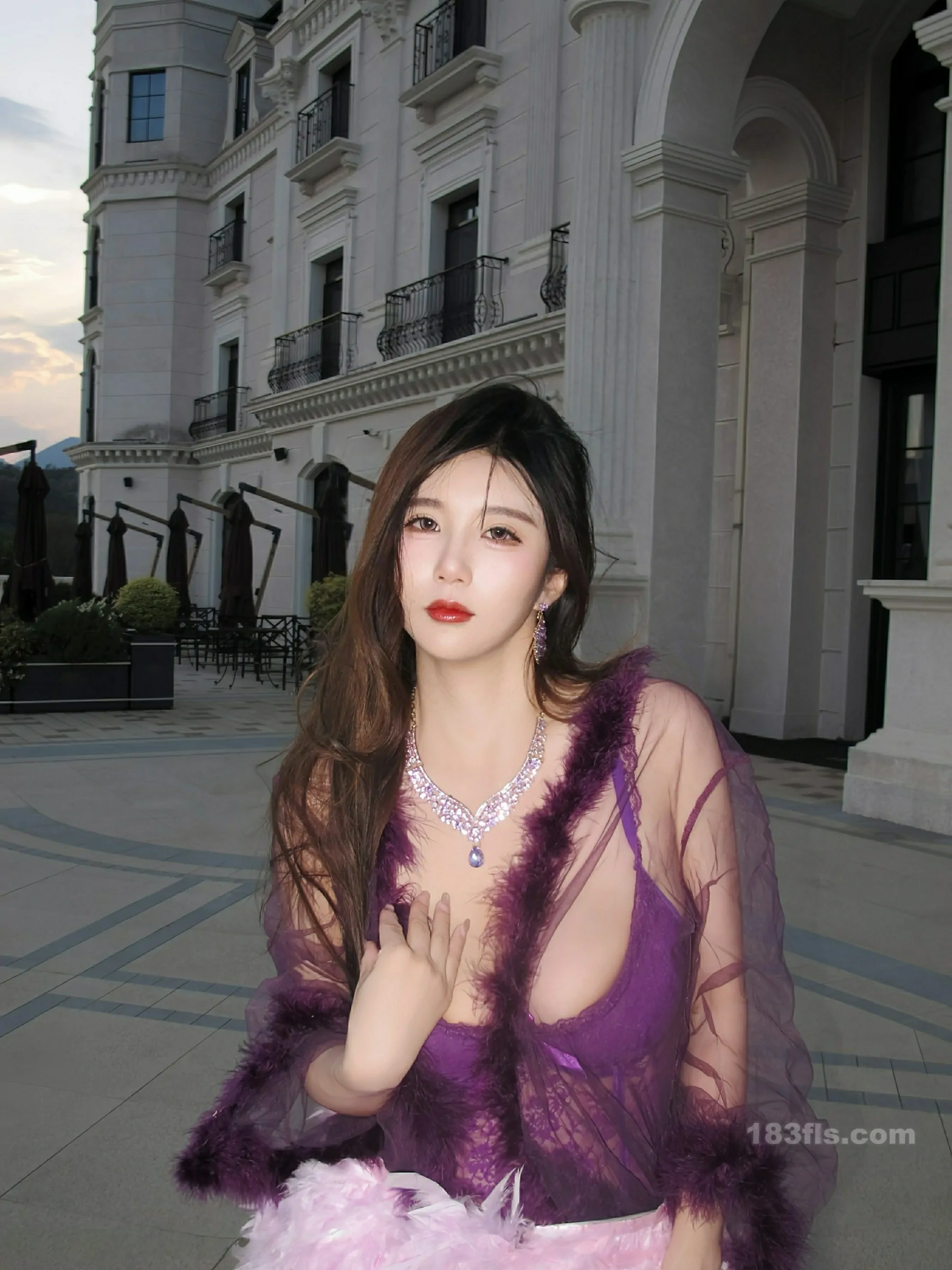 [XIUREN秀人网] 2025.11.28 No.11047 小肉肉咪-第6张图片-宅男套图吧