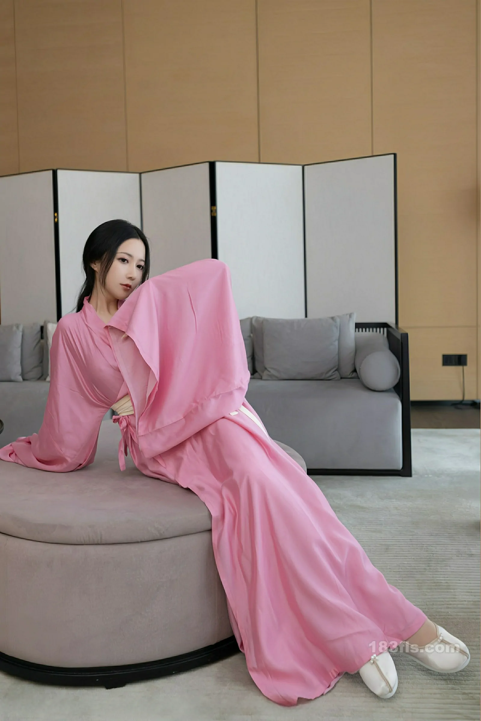 [XIUREN秀人网] 2025.11.28 No.11049 鱼子酱Fish-第4张图片-宅男套图吧