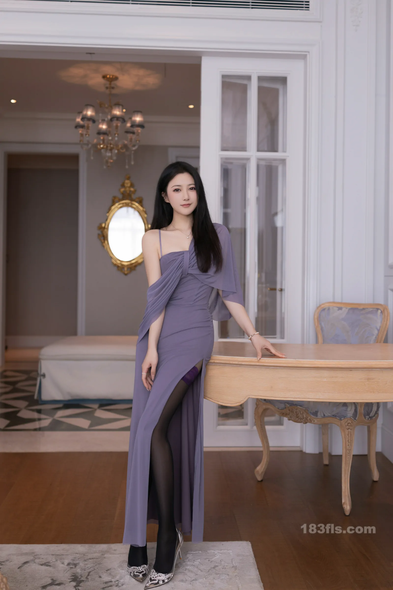 xiuren秀人网福利鱼子酱Fish大尺度私拍写真紫丝-第2张图片-宅男套图吧 xiuren秀人网福利鱼子酱Fish大尺度私拍写真紫丝-第2张图片-宅男套图吧