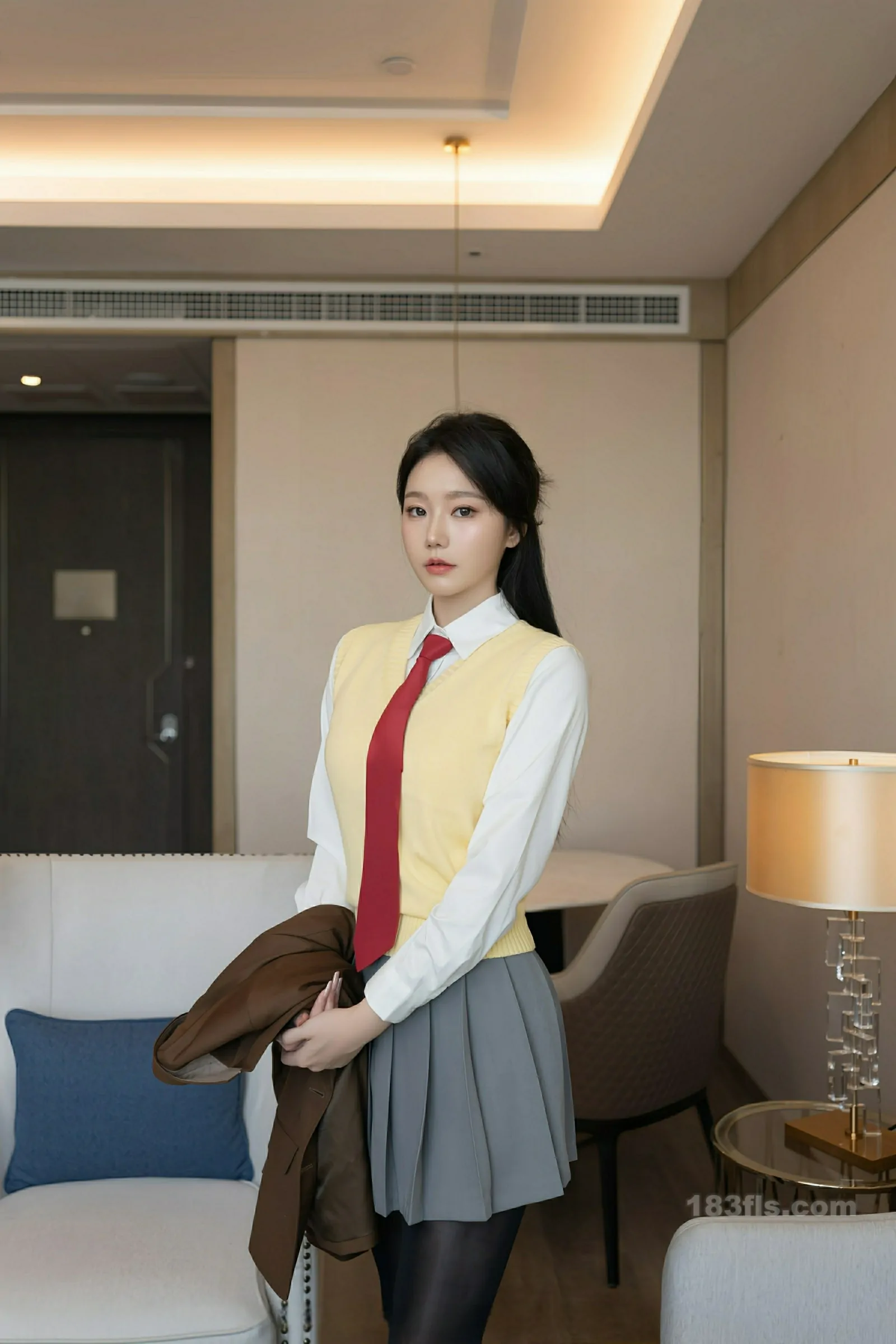 [XIUREN秀人网] 2025.12.09 No.11087 安然anran-第4张图片-宅男套图吧