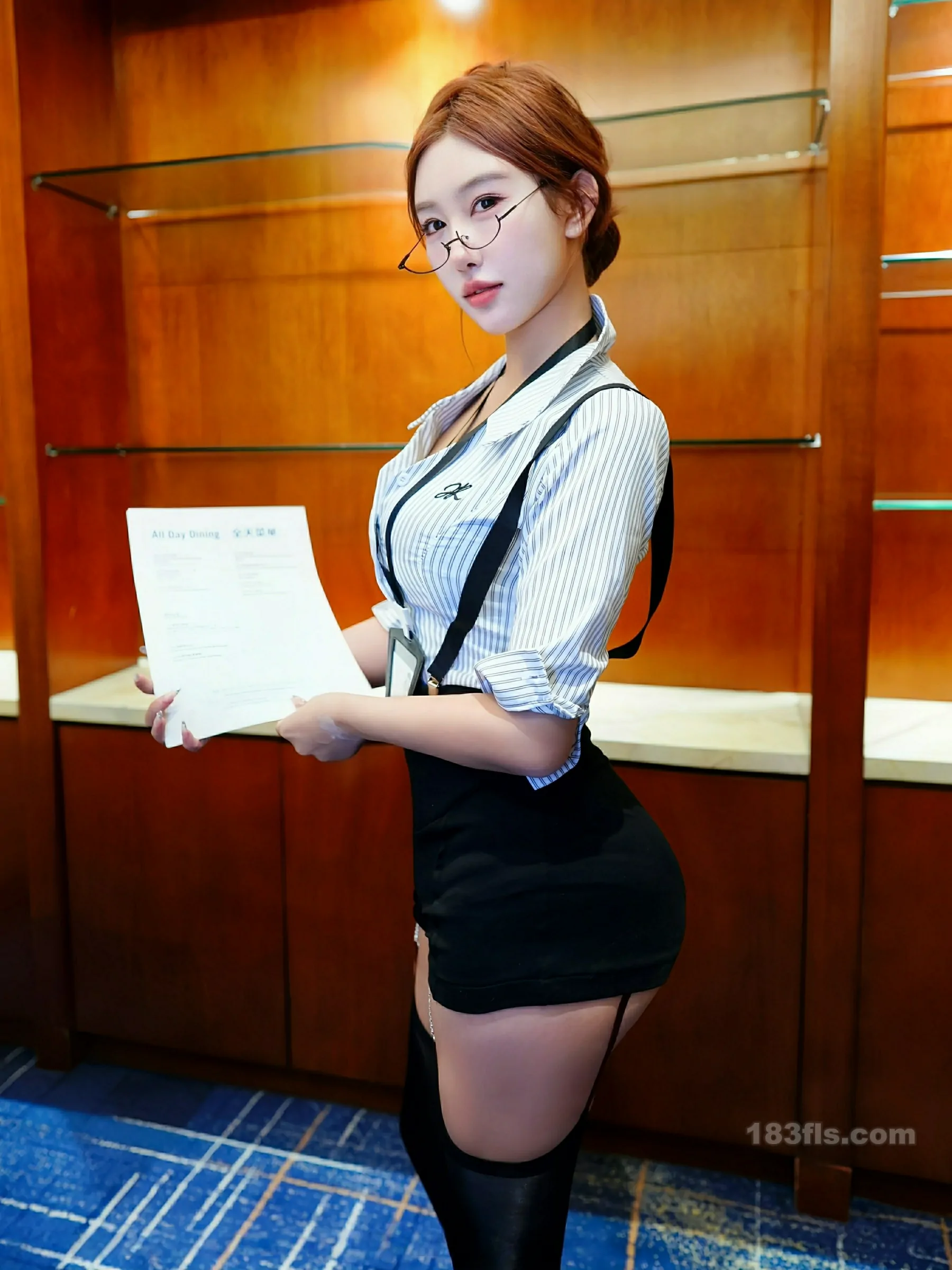 [XIUREN秀人网] 2025.12.12 No.11104 金允希Yuki-第4张图片-宅男套图吧