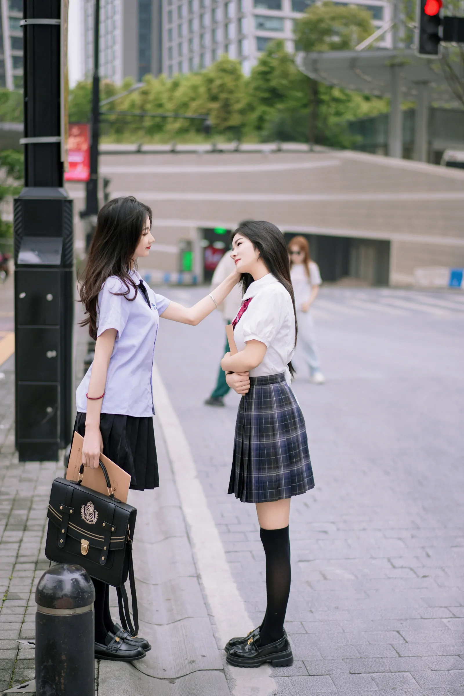 xiuren秀人网福利鱼尾fish谭小灵大尺度私拍写真青春学生妹篇-第2张图片-宅男套图吧