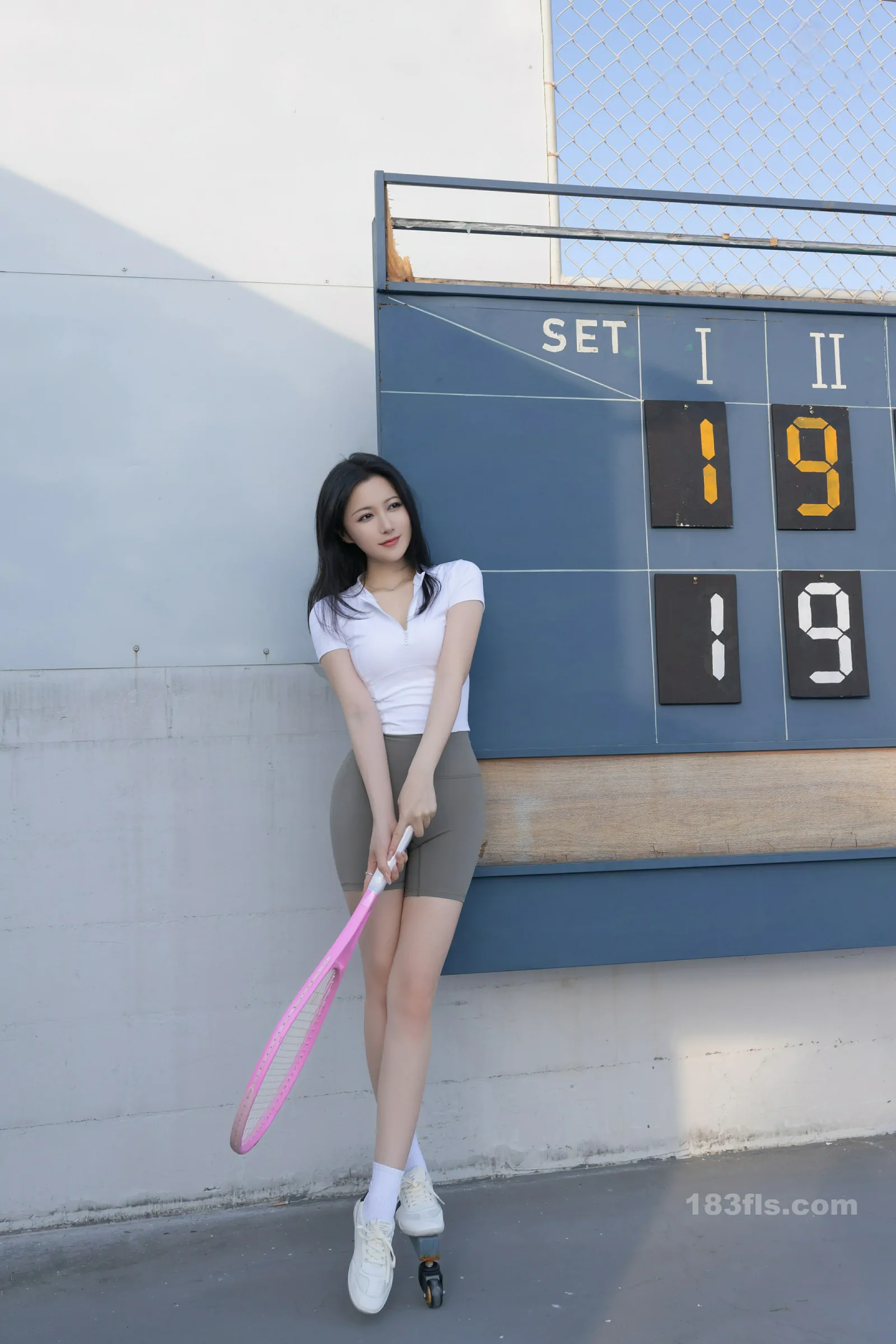 xiuren秀人网福利鱼子酱Fish大尺度私拍写真网球场-第4张图片-宅男套图吧