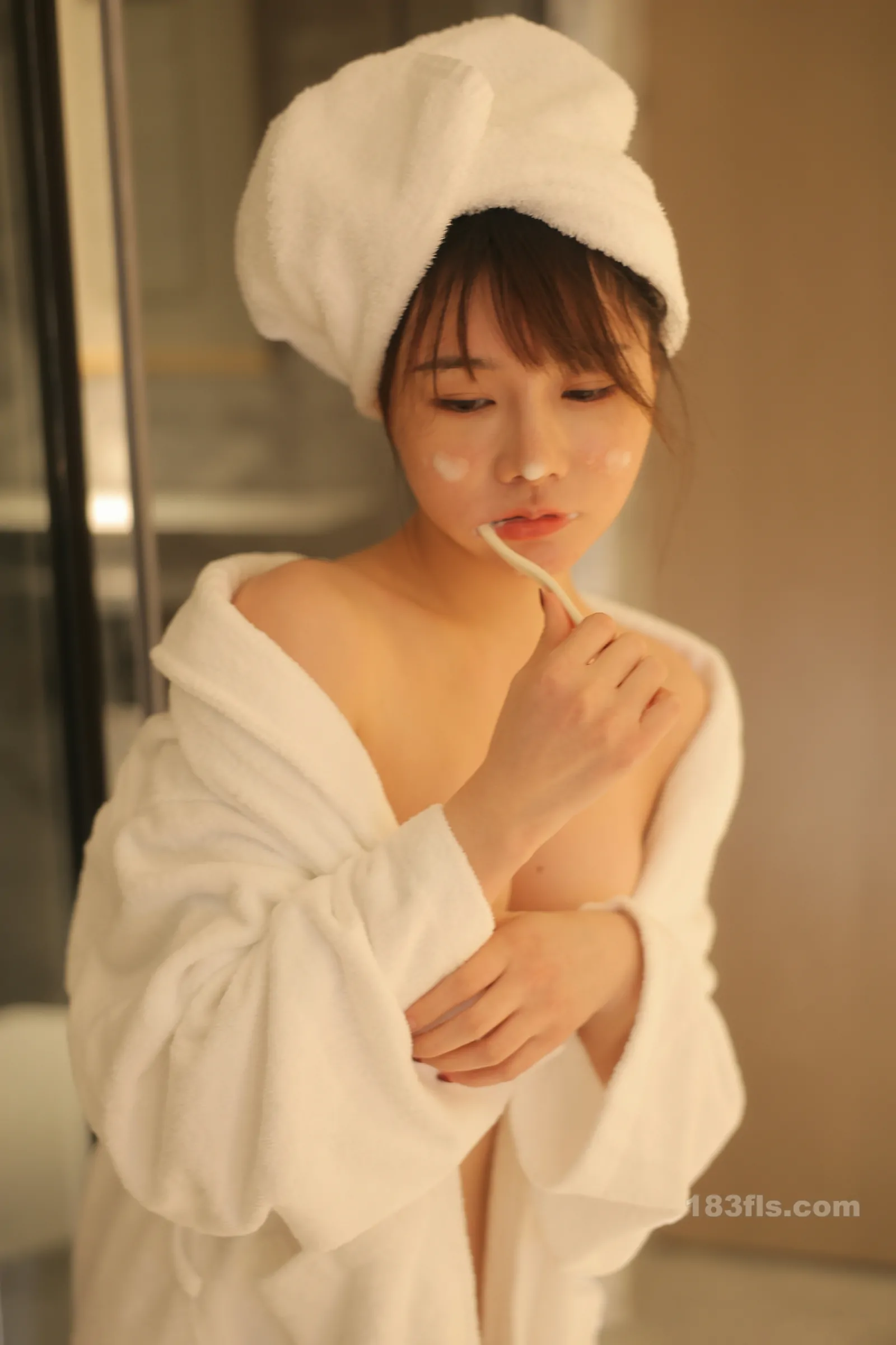 xiuren秀人网福利婠婠么大尺度私拍写真泡泡浴-第3张图片-宅男套图吧