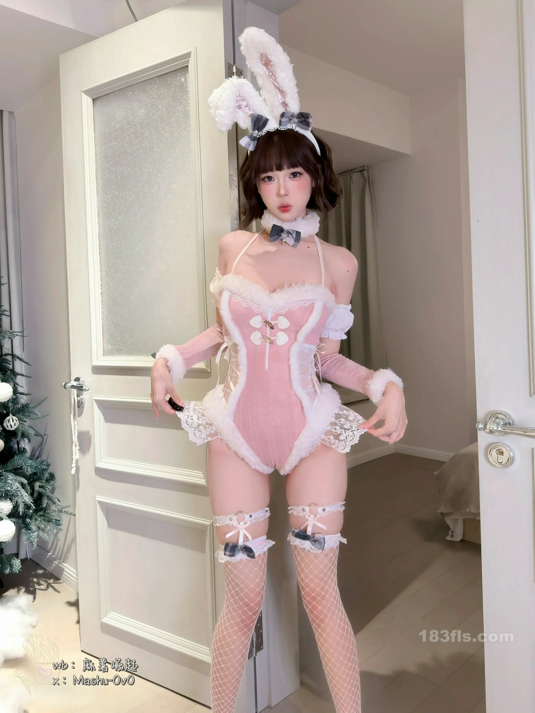 麻薯好吃 - 雪季家养兔-第3张图片-宅男套图吧