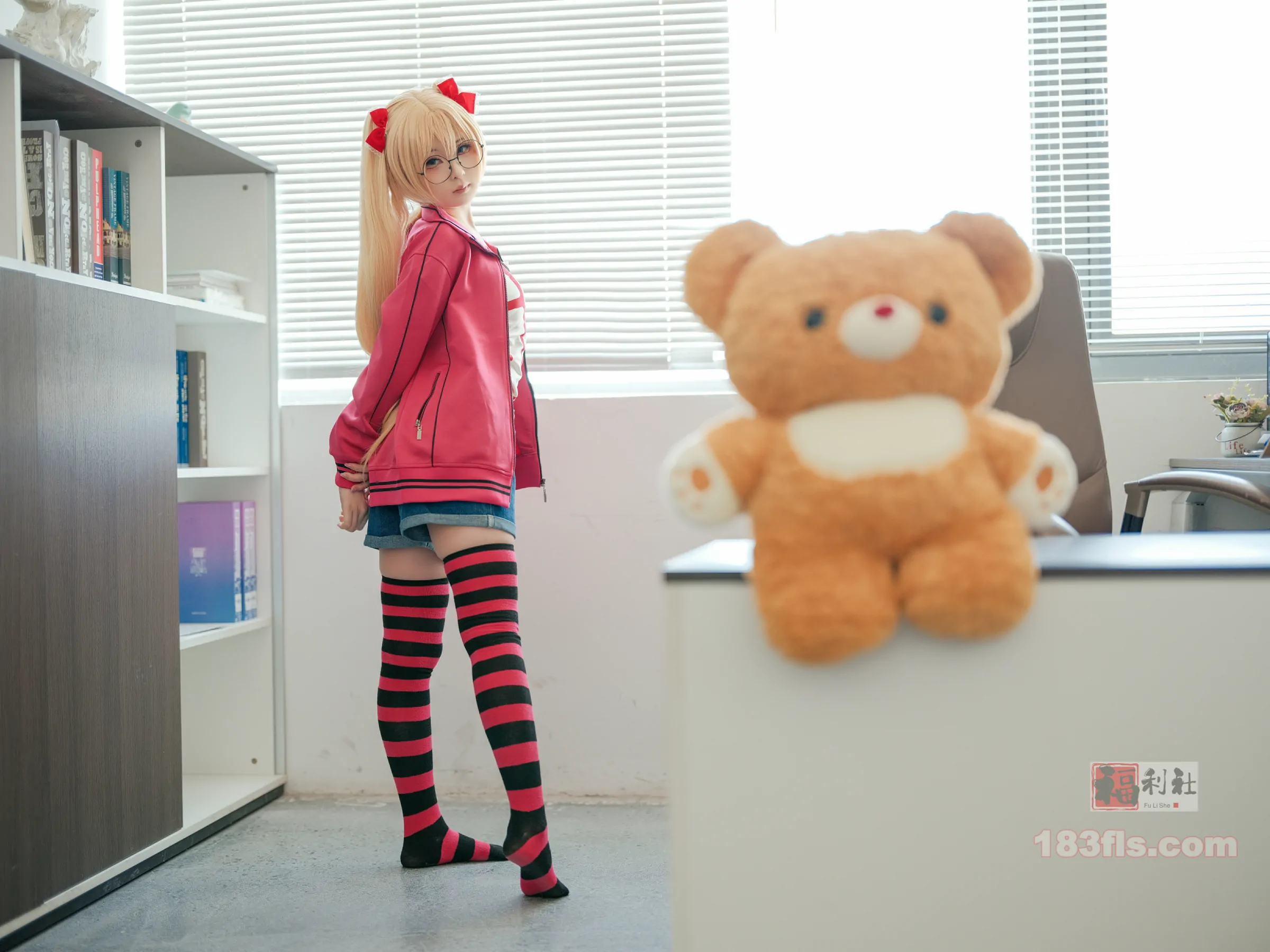 幼水铃衣 - 秋月爱莉-第6张图片-宅男套图吧
