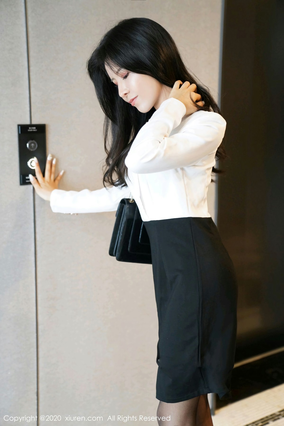 [XiuRen秀人网] 2020.07.20 No.2346 奥莉 [40+1P]-第4张图片-宅男套图吧