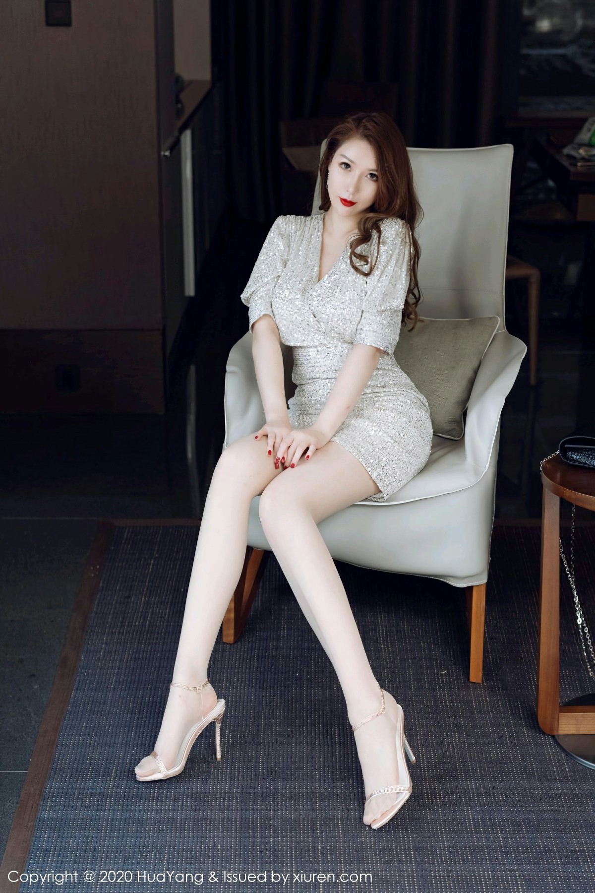[HuaYang花漾写真] 2020.09.03 VOL.282 Egg-尤妮丝Egg 华丽礼裙 [53+1P]-第3张图片-宅男套图吧