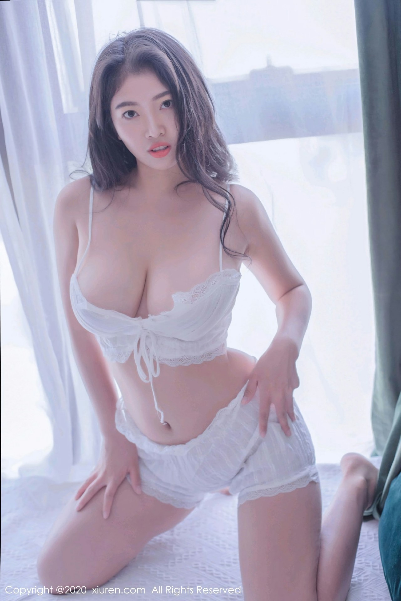 [XiuRen秀人网] 2020.11.25 No.2821 舞媚歆 [60+1P]-第2张图片-宅男套图吧