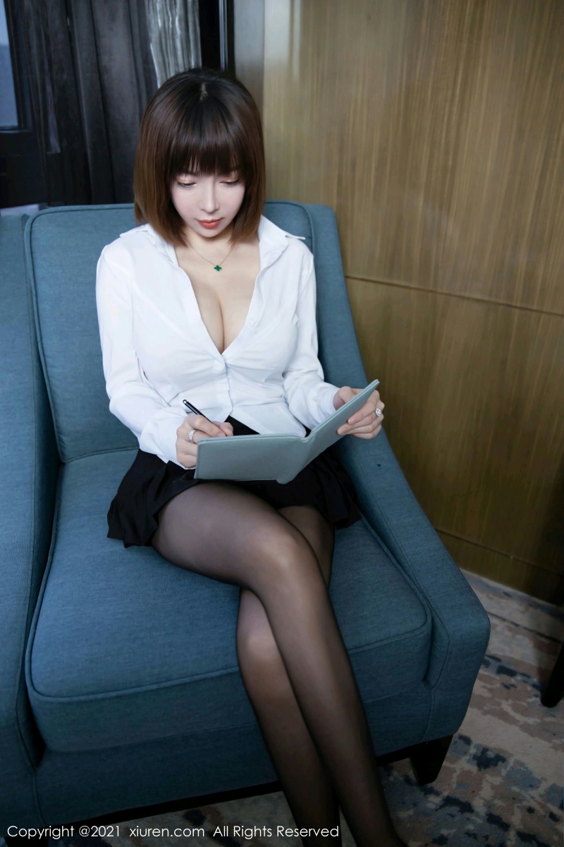 [XiuRen秀人网] 2021.03.02 No.3151 大白兔吖 [40+1P]-第4张图片-宅男套图吧