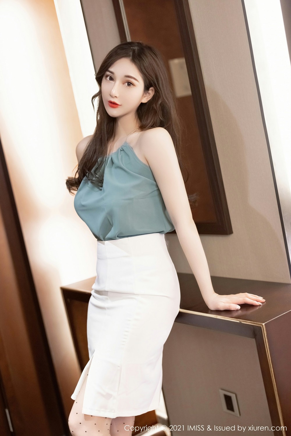 [IMISS爱蜜社] 2021.05.10 VOL.590 Lavinia肉肉 [71+1P]-第4张图片-宅男套图吧