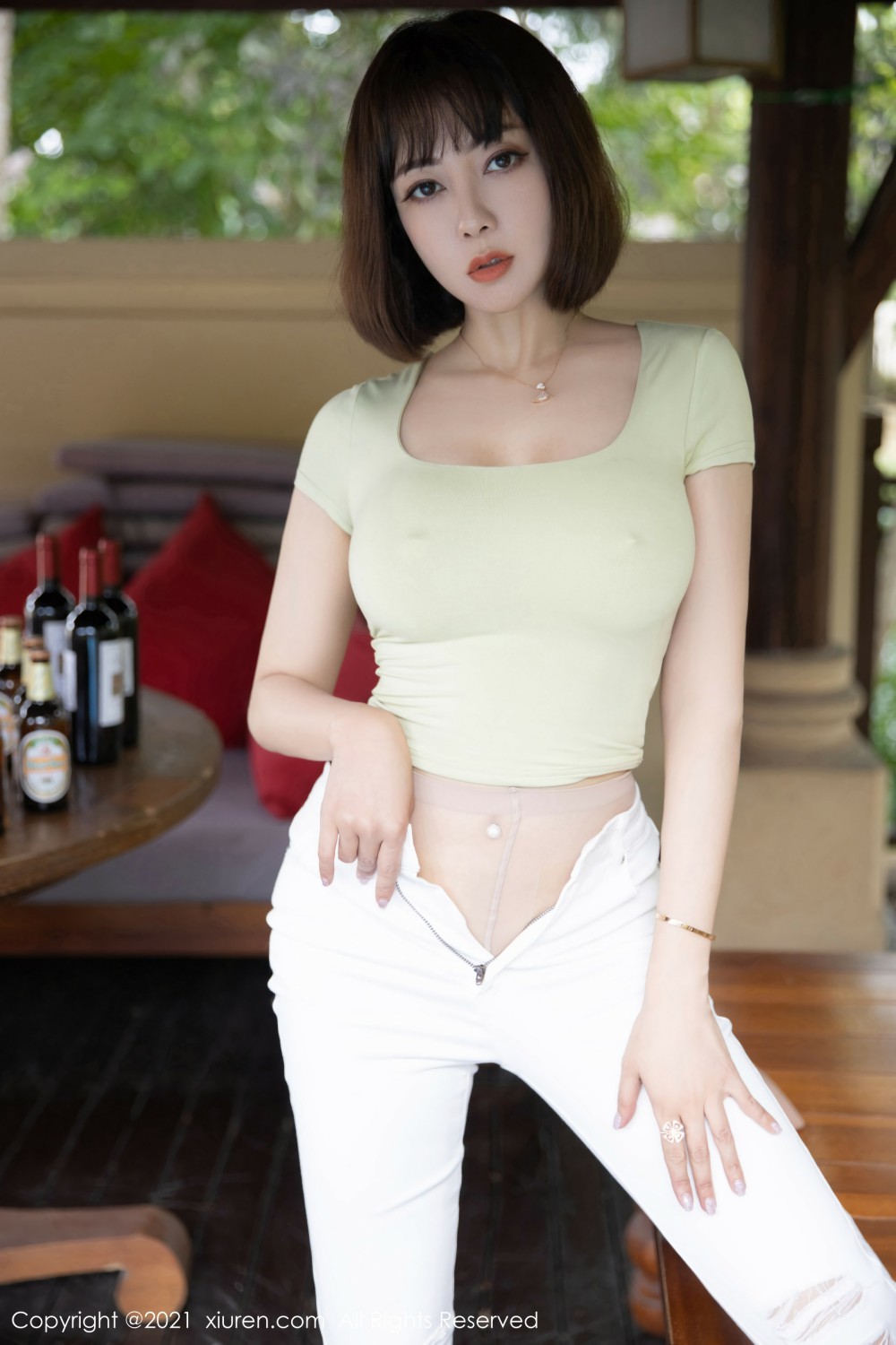 [XiuRen秀人网] 2021.07.22 No.3704 果儿Victoria [50+1P]-第2张图片-宅男套图吧
