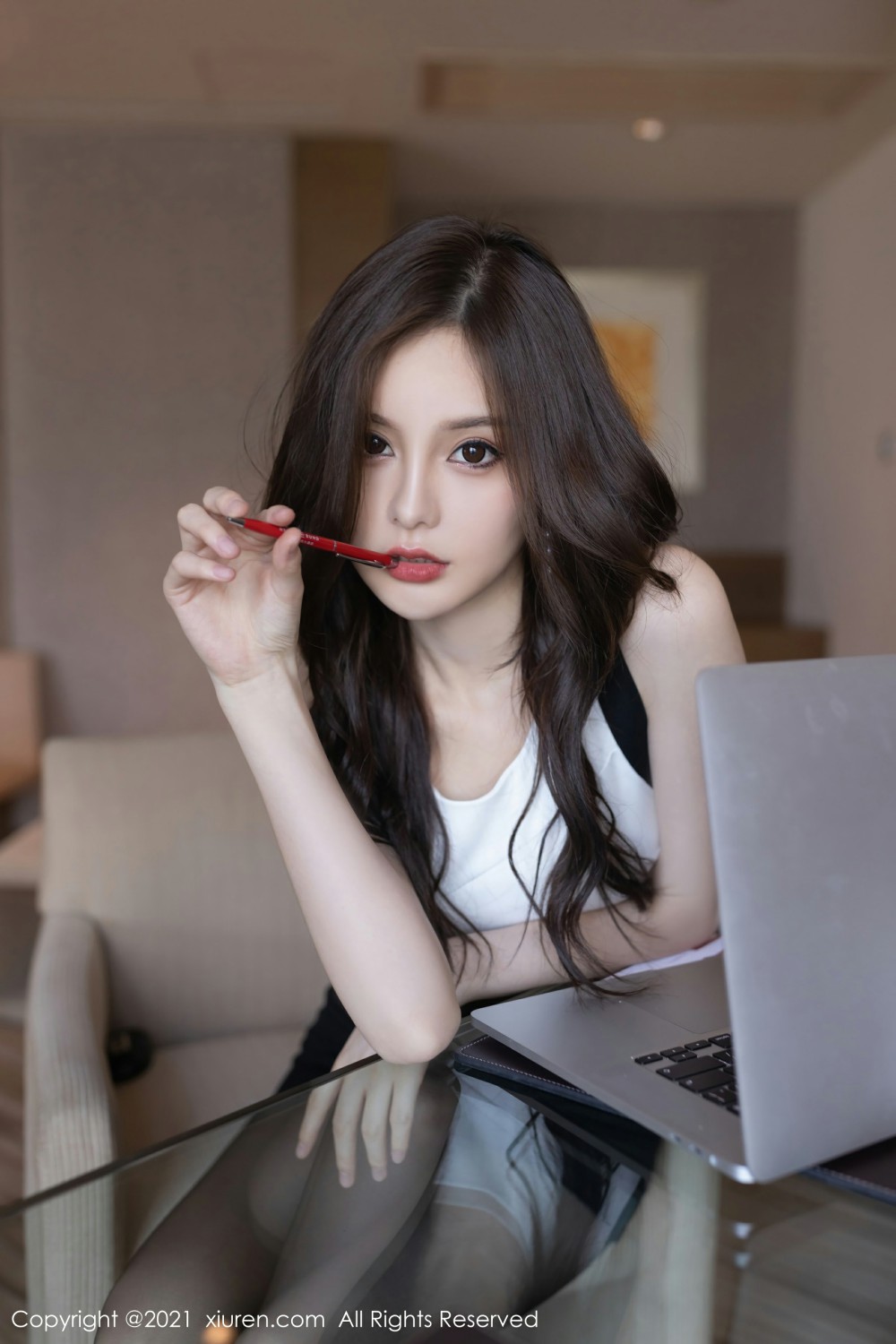 [XiuRen秀人网] 2021.08.19 No.3824 王心怡 [88+1P]-第3张图片-宅男套图吧