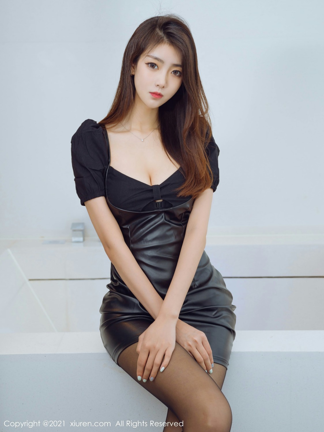 [XiuRen秀人网] 2021.08.26 No.3858 可樂Vicky [52+1P]-第4张图片-宅男套图吧