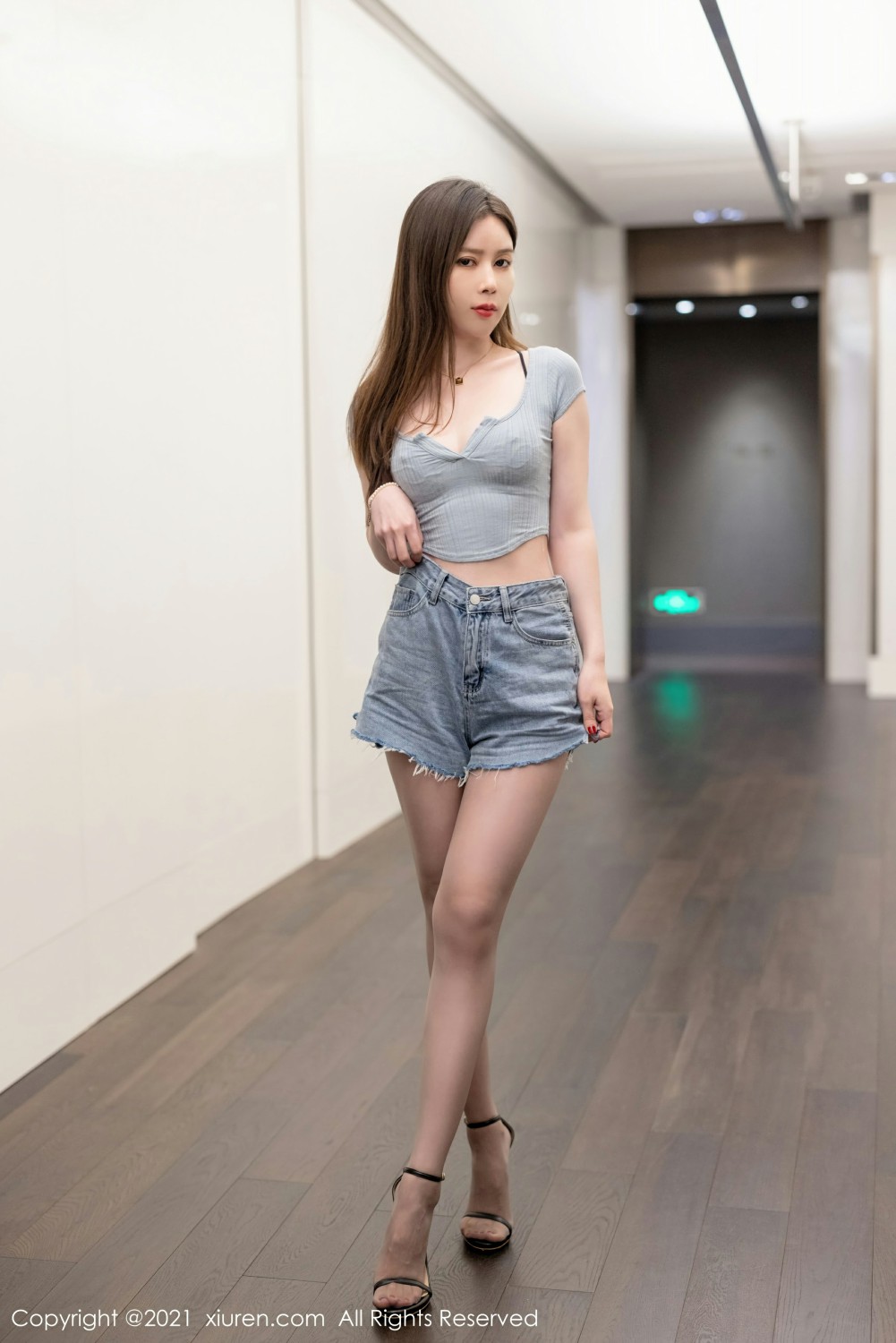 [XiuRen秀人网] 2021.09.14 No.3939 吴雪瑶 [35+1P]-第4张图片-宅男套图吧