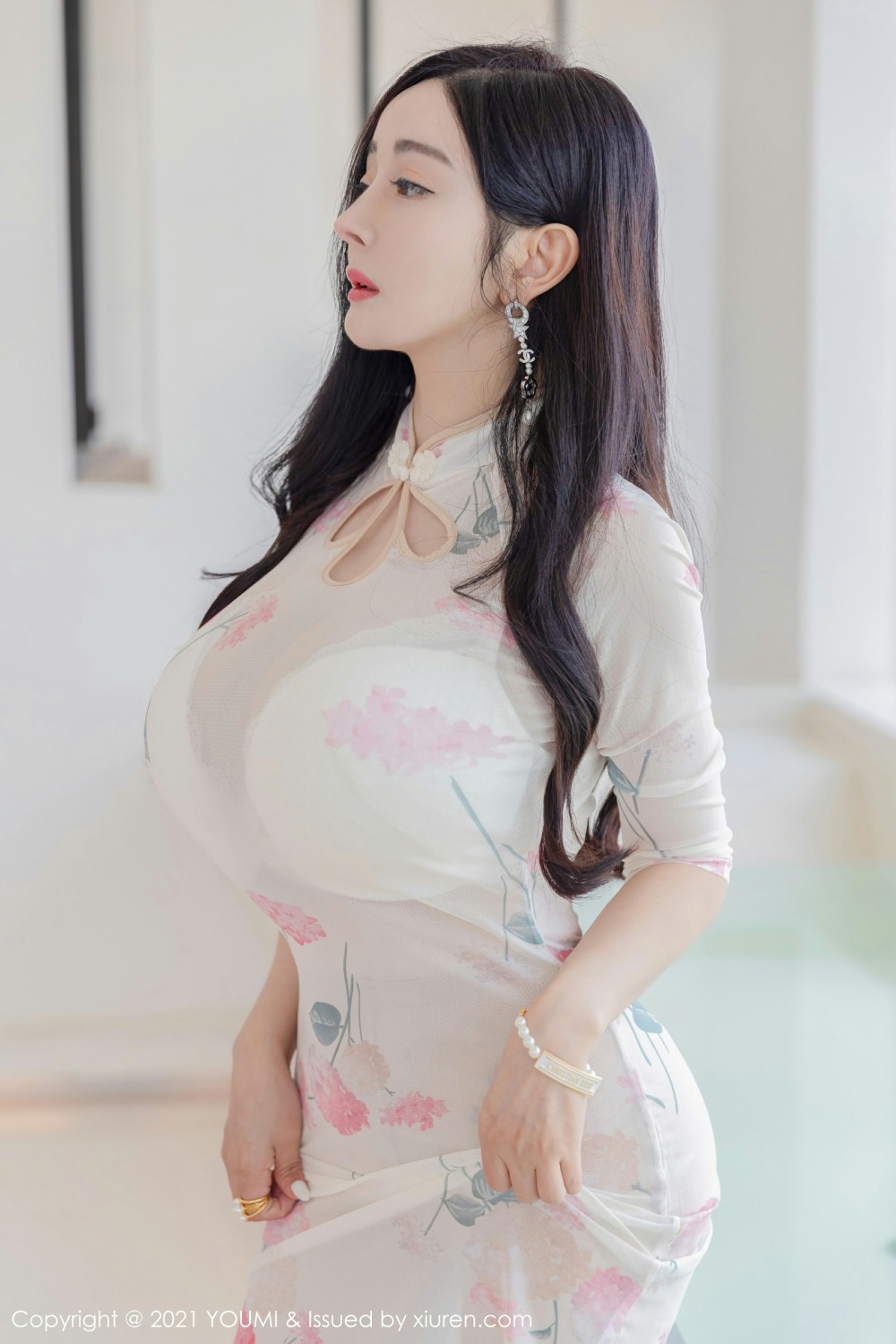 [YOUMI尤蜜荟] 2021.10.18 VOL.706 允爾 [58+1P]-第4张图片-宅男套图吧