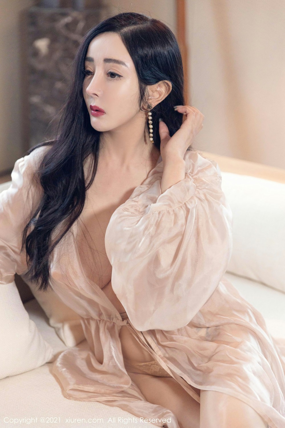 [XiuRen秀人网] 2021.10.27 No.4129 允爾 [54+1P]-第2张图片-宅男套图吧
