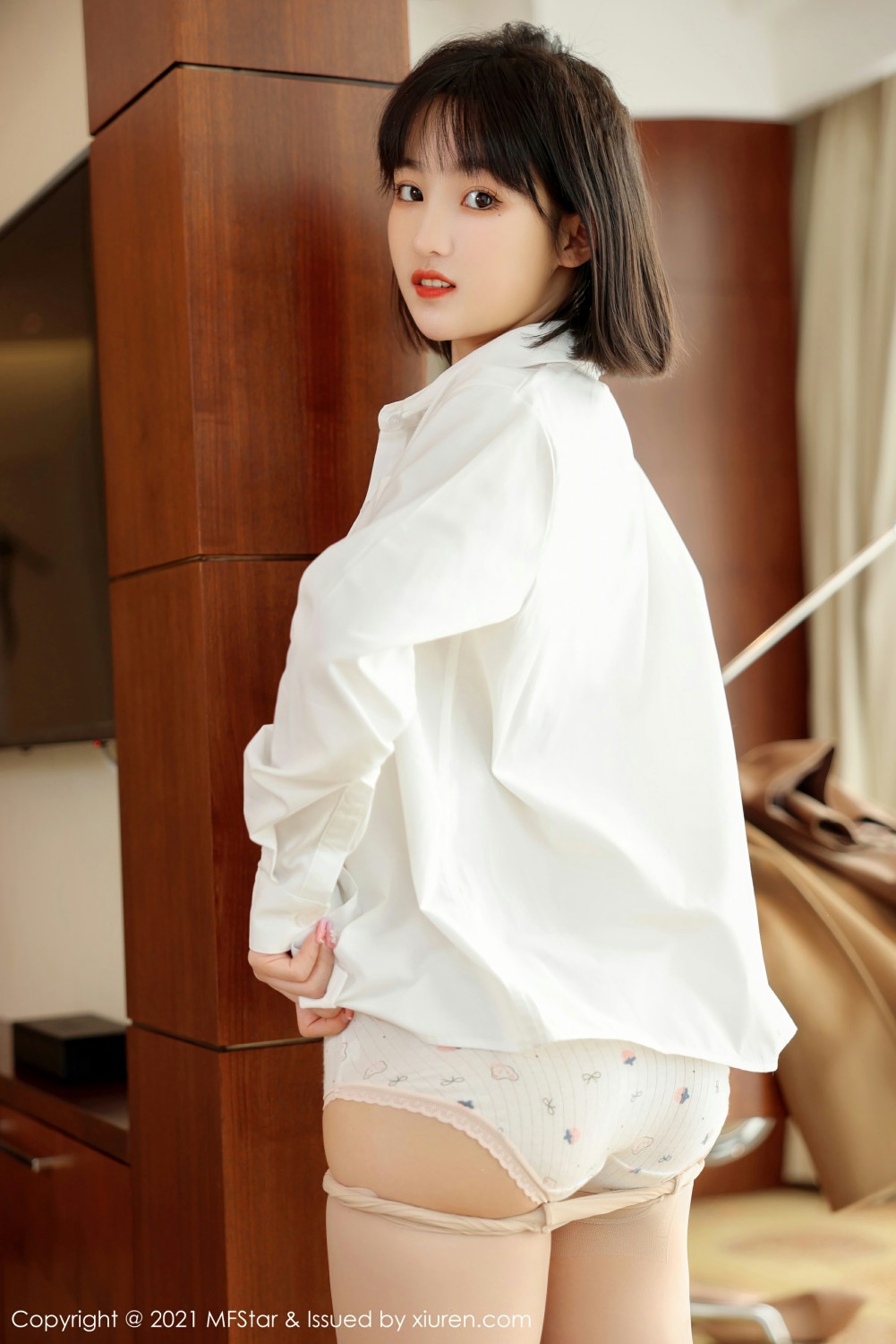 [MFStar模范学院] 2021.11.29 VOL.543 甜筒晓彤 居家女友 [53+1P]-第3张图片-宅男套图吧