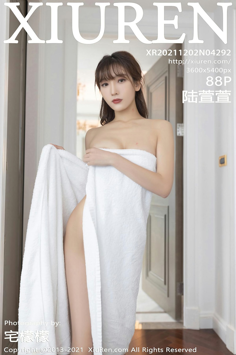 [XiuRen秀人网] 2021.12.02 No.4292 陆萱萱 黑丝高跟 [88+1P]