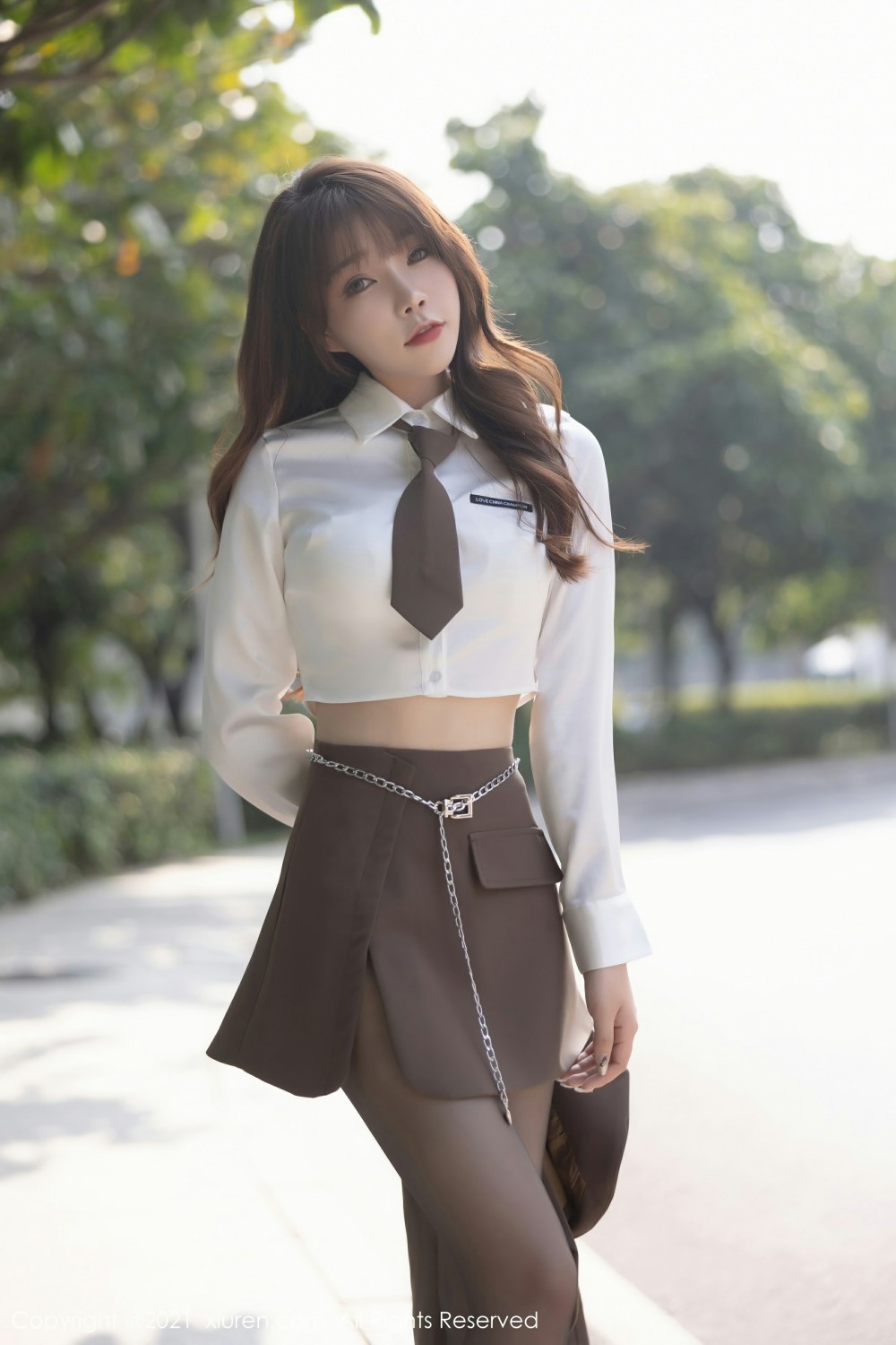 [XiuRen秀人网] 2021.12.03 No.4299 芝芝Booty 超短裙美女 [89+1P]-第2张图片-宅男套图吧