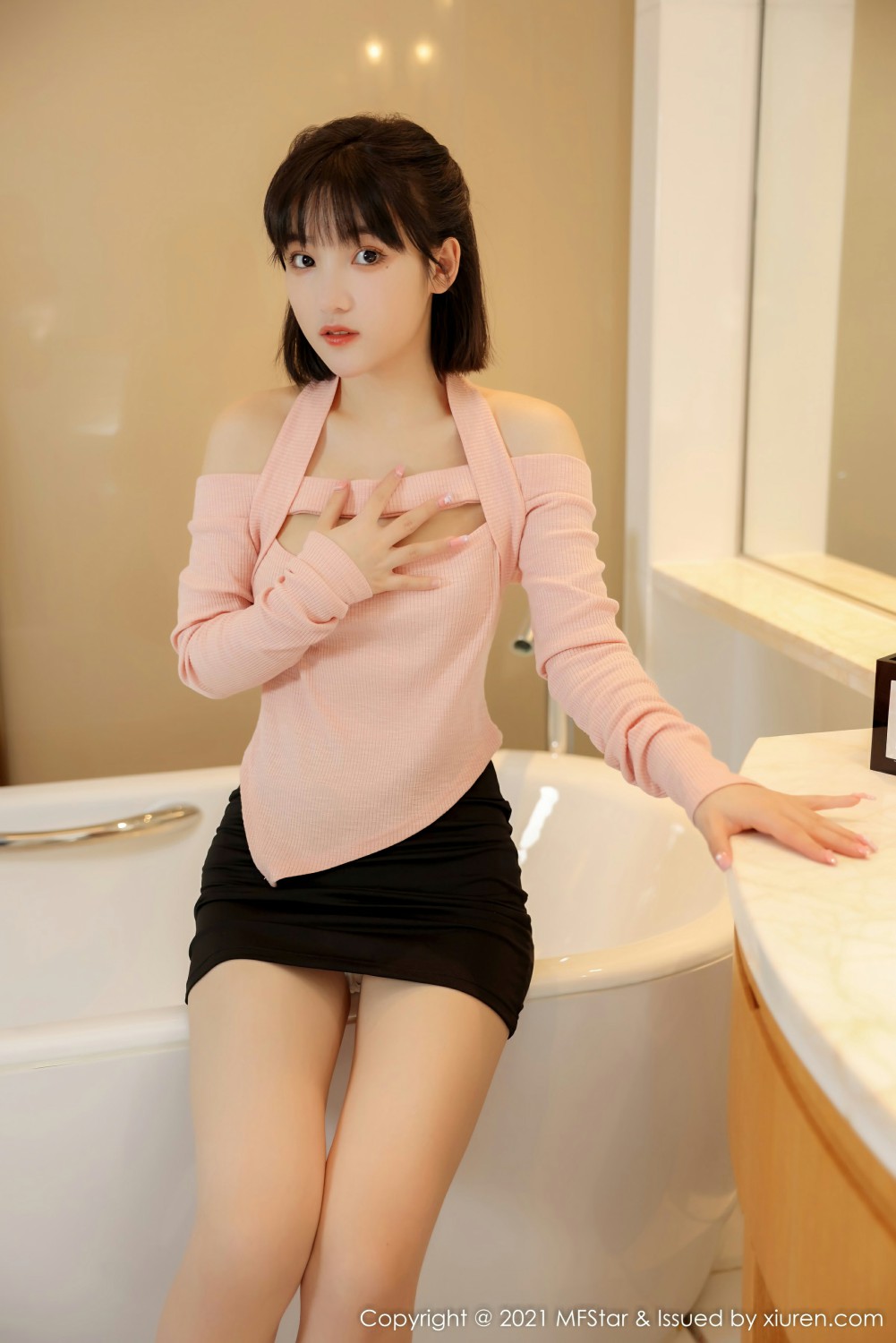 [MFStar模范学院] 2021.12.06 VOL.545 甜筒晓彤 浴室诱惑 [56+1P]-第3张图片-宅男套图吧