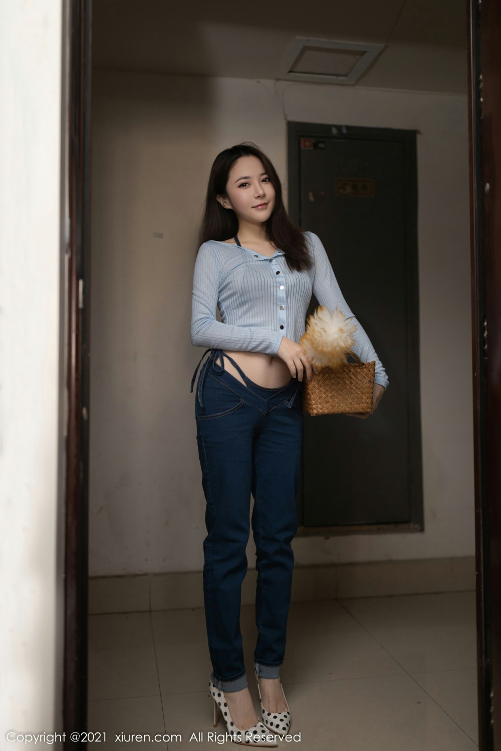 [XiuRen秀人网] 2021.12.17 No.4352 鱼子酱Fish 家居女友 [84+1P]-第2张图片-宅男套图吧