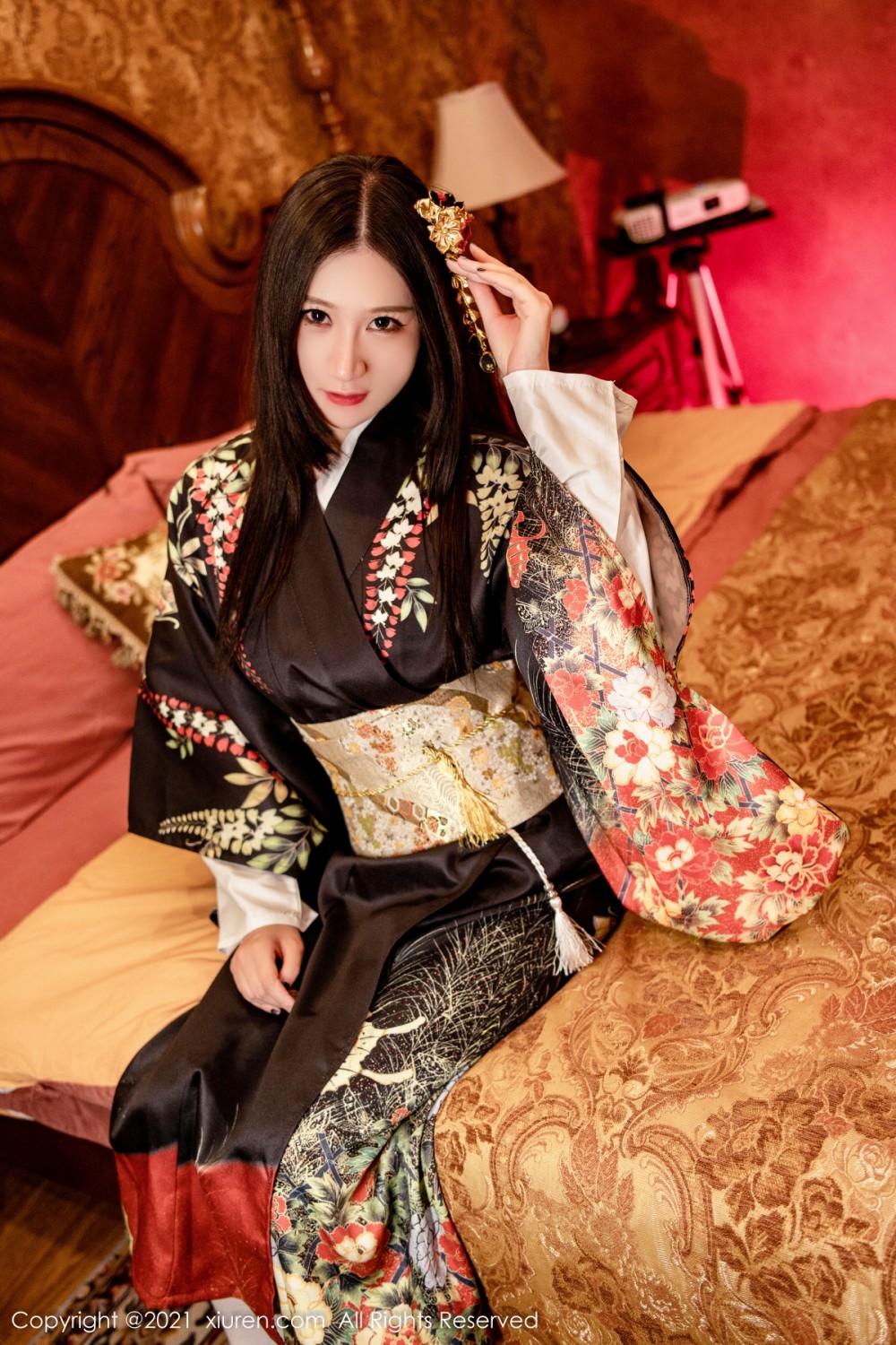 [XiuRen秀人网] 2021.12.27 No.4386 顾乔楠Cora 肉感御姐 [62+1P]-第2张图片-宅男套图吧