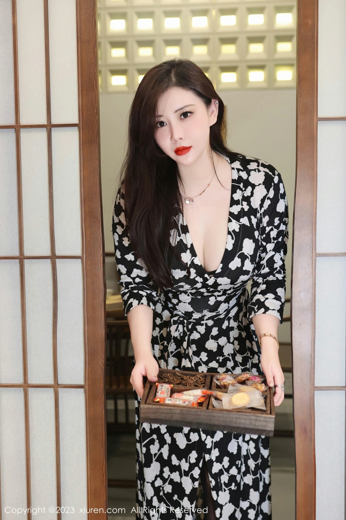 [XiuRen秀人网] 2023.10.23 No.7548 王婉悠Queen [72+1P]-第5张图片-宅男套图吧