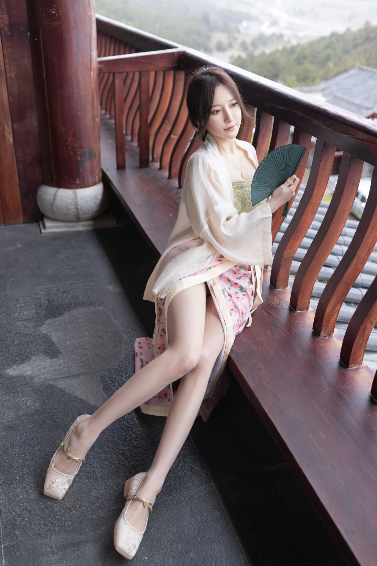 鱼子酱Fish - 紫色吊带长裙内购套图 [118P-1.43G]-第5张图片-宅男套图吧
