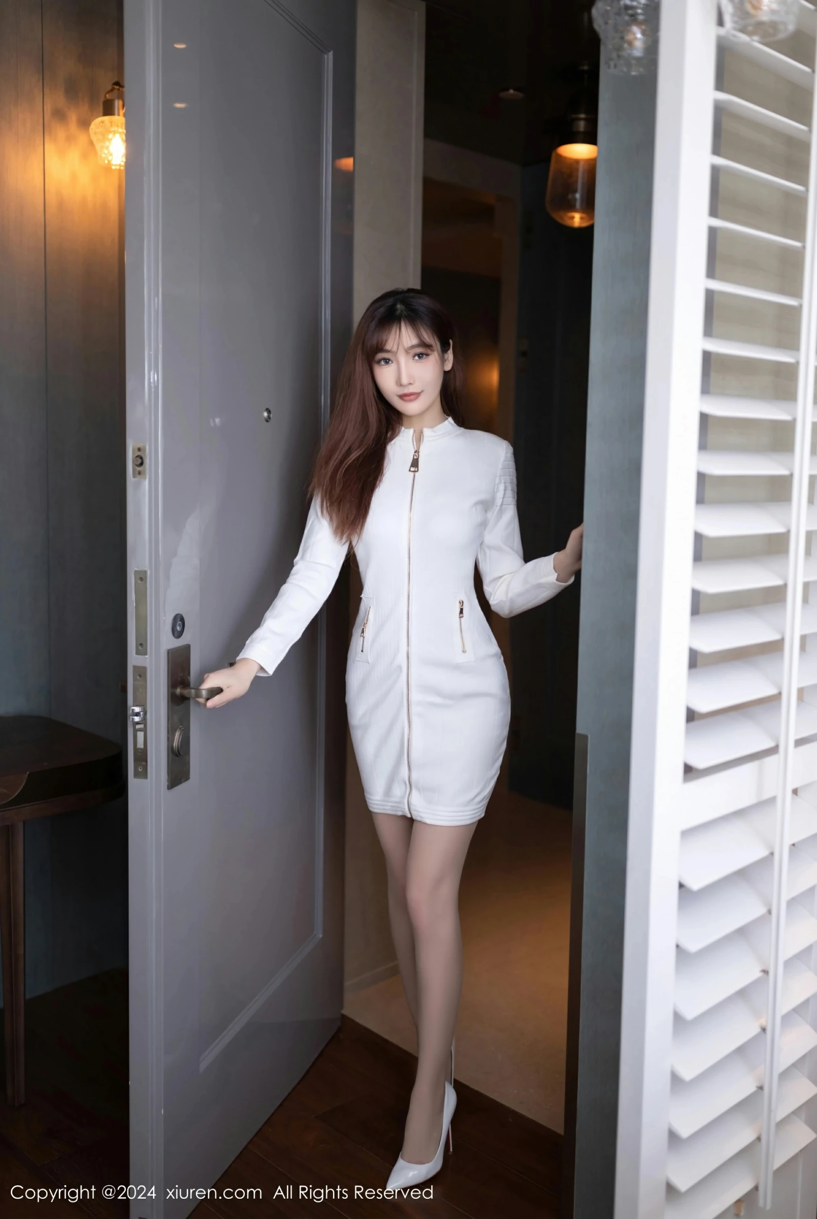 [XiuRen秀人网] 2024.03.14 No.8233 陆萱萱 [80+1P]-第2张图片-宅男套图吧