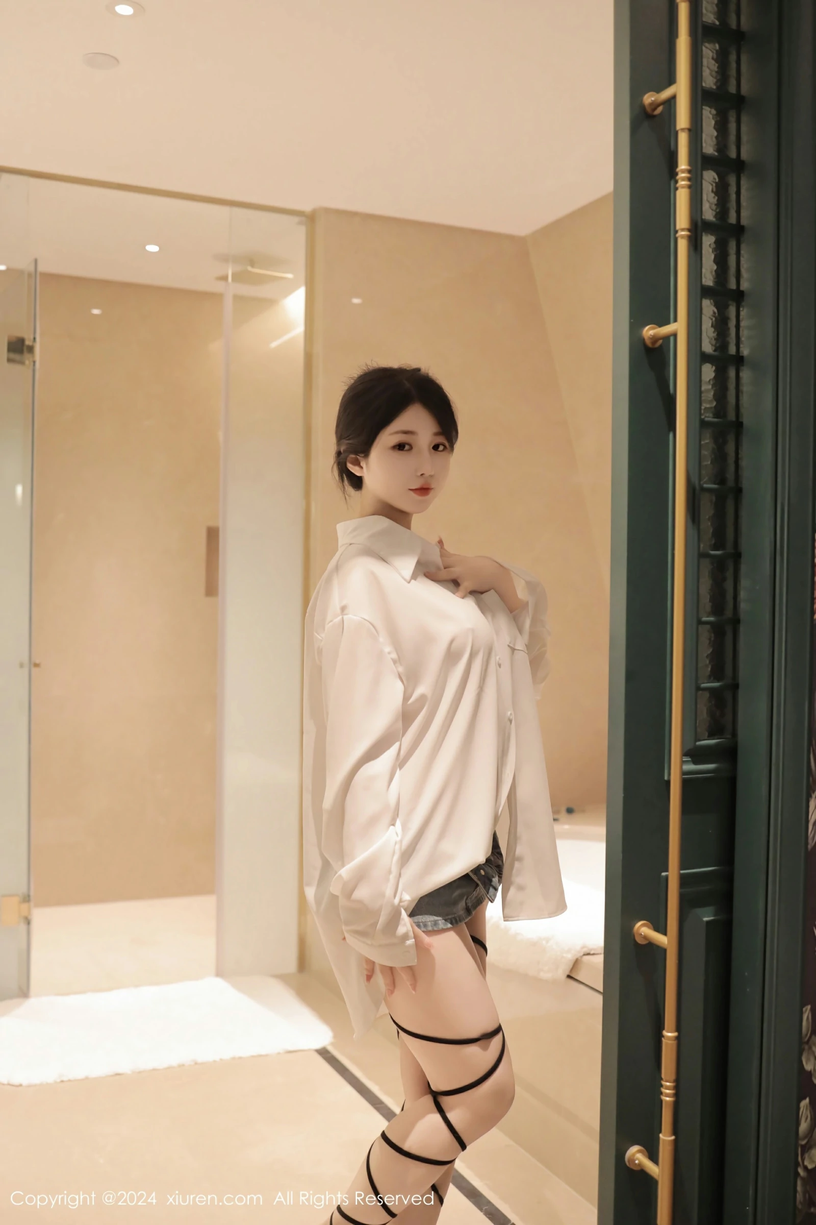 [XiuRen秀人网] 2024.04.16 No.8400 陈小花 [77+1P]-第5张图片-宅男套图吧