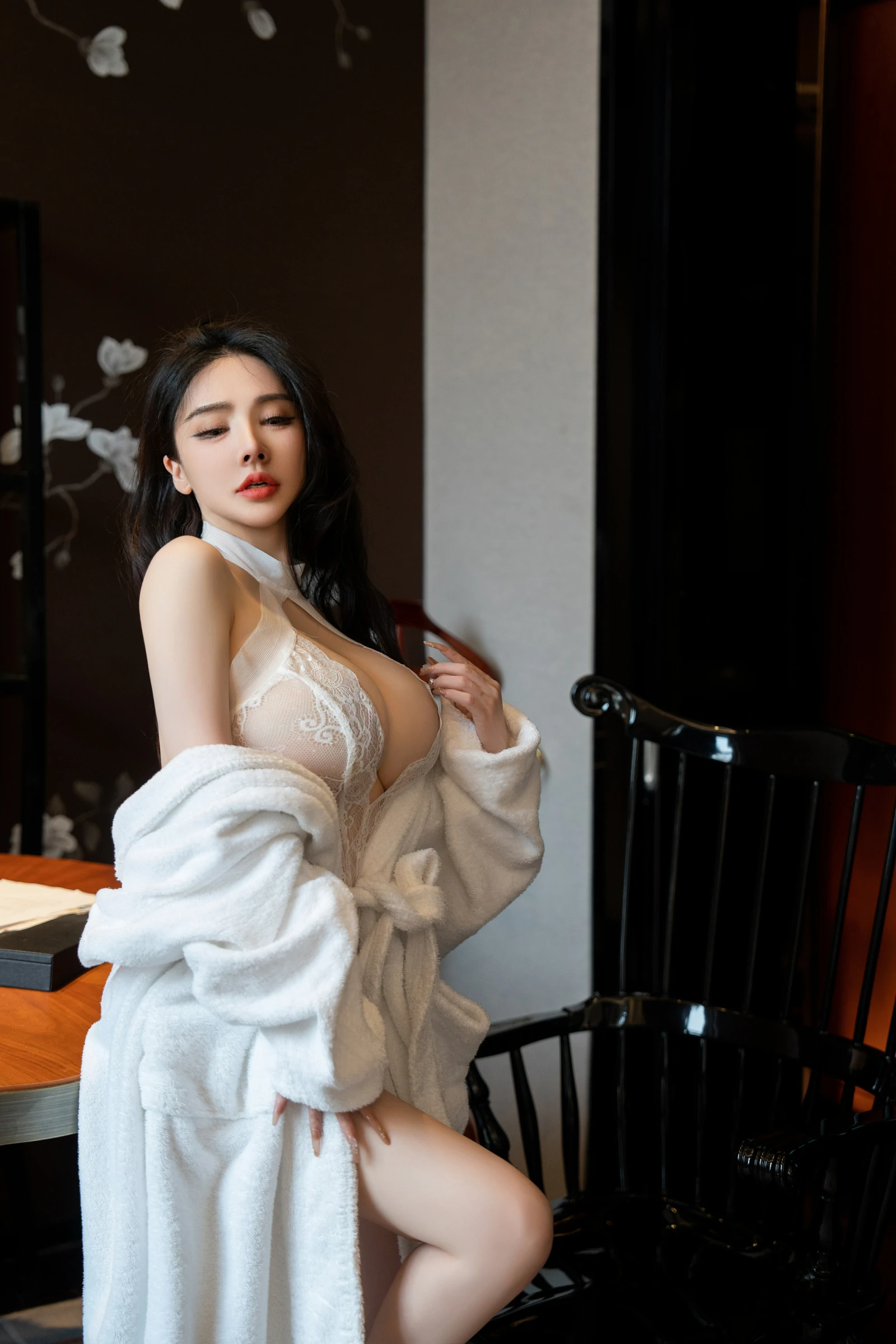xiuren秀人网福利潘娇娇大尺度私拍写真浴袍情趣蕾丝-第4张图片-宅男套图吧