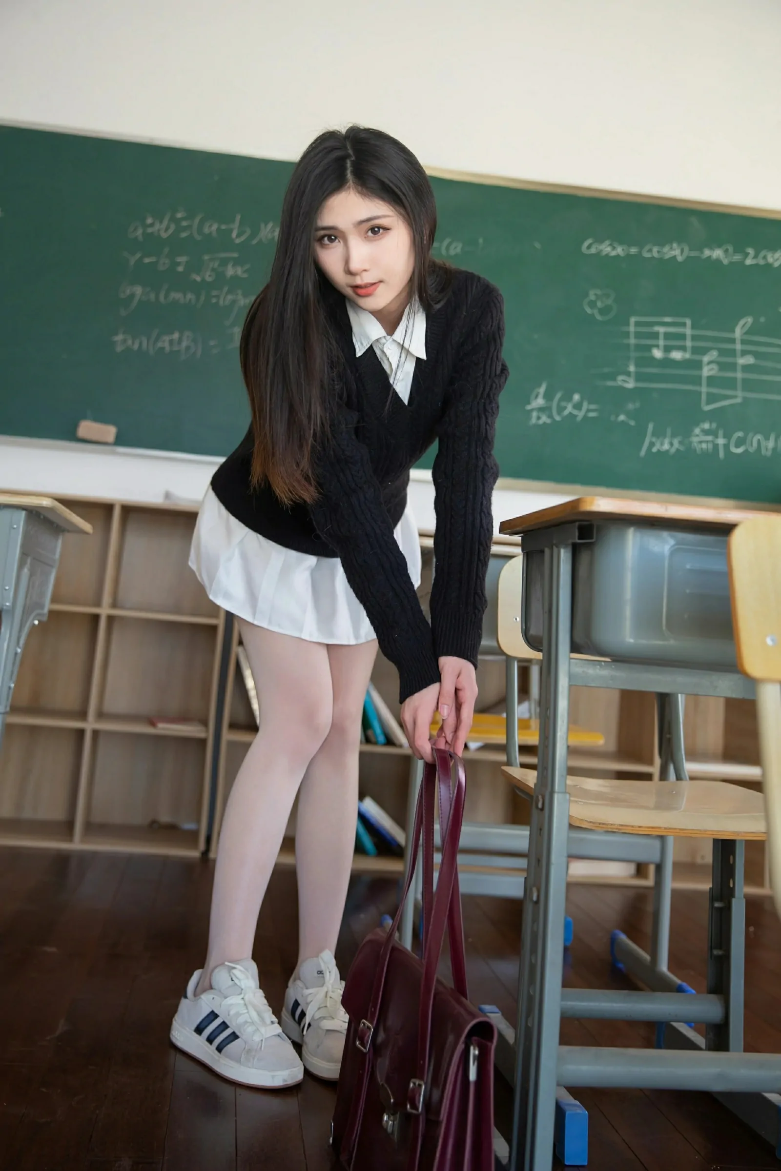[XiuRen秀人网] 2025.03.27 No.10078 刘婷婷 [80+1P]-第3张图片-宅男套图吧