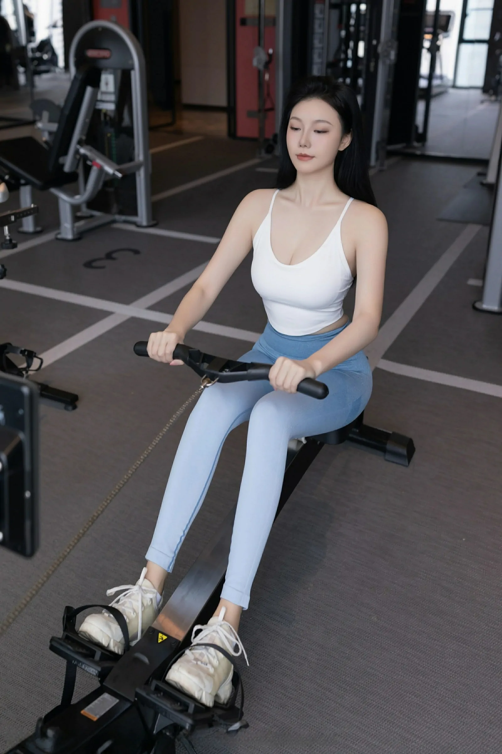 [XIUREN秀人网] 2025.05.13 No.10272 安然anran-第6张图片-宅男套图吧