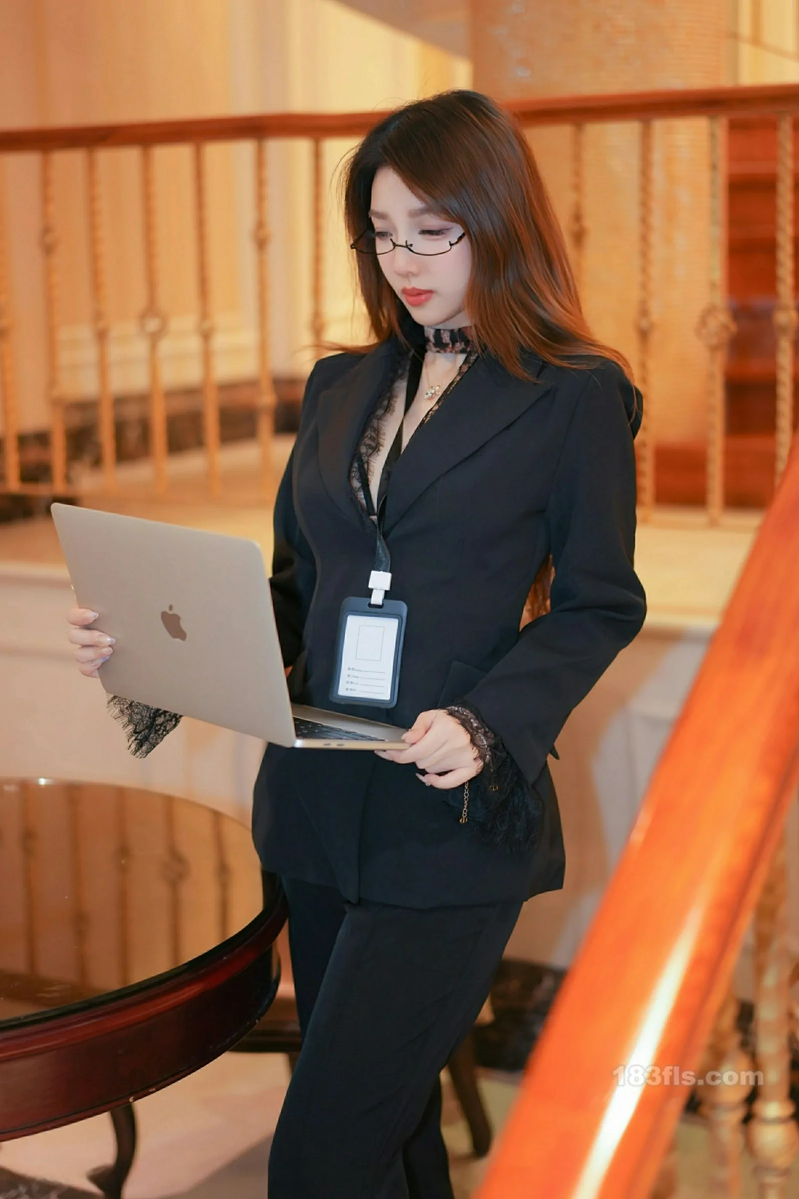 [XIUREN秀人网] 2025.11.19 No.11007 Twins-夭夭-第3张图片-宅男套图吧