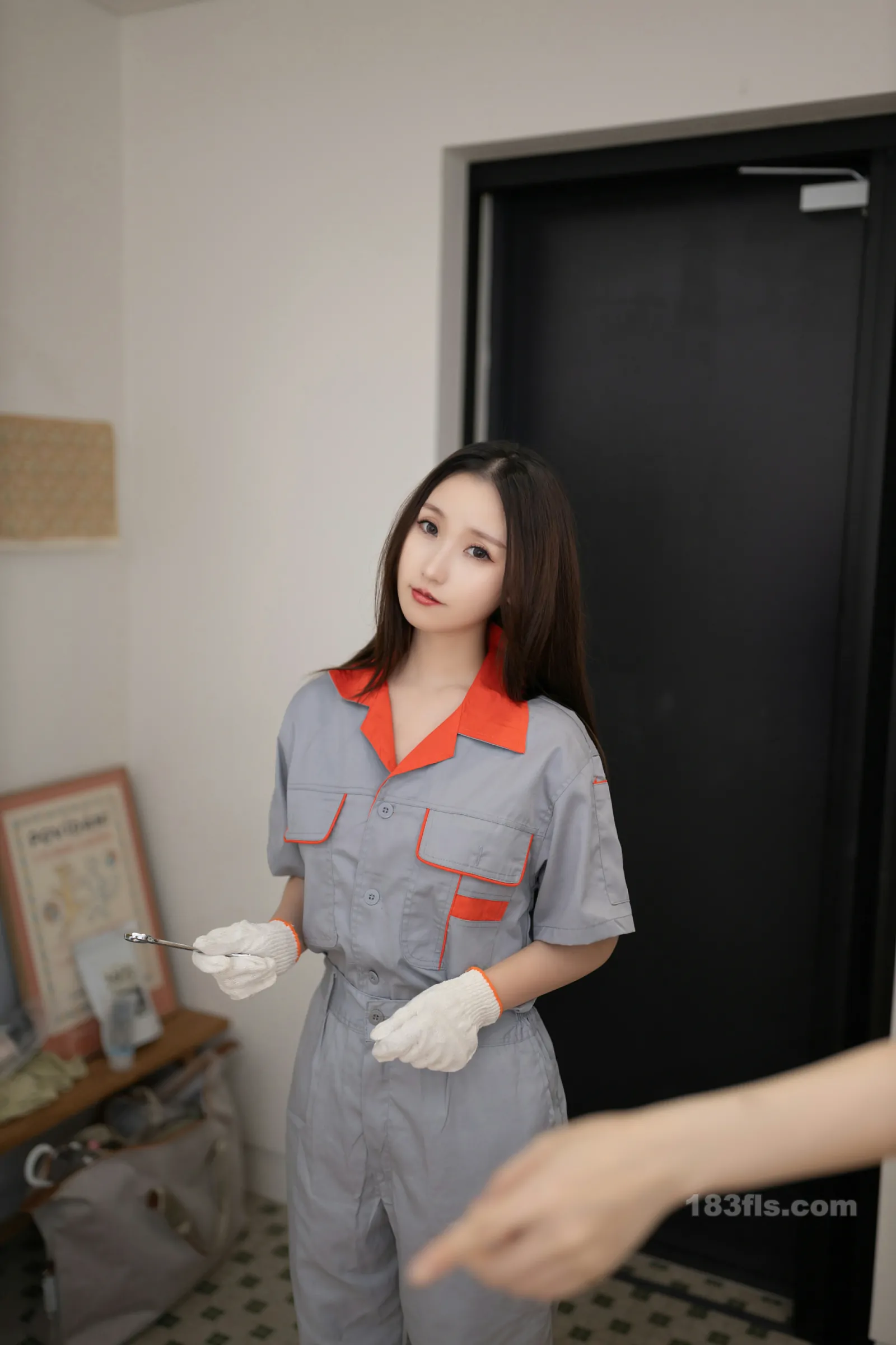 xiuren秀人网福利杏子Yada大尺度私拍写真物业小姐-第3张图片-宅男套图吧