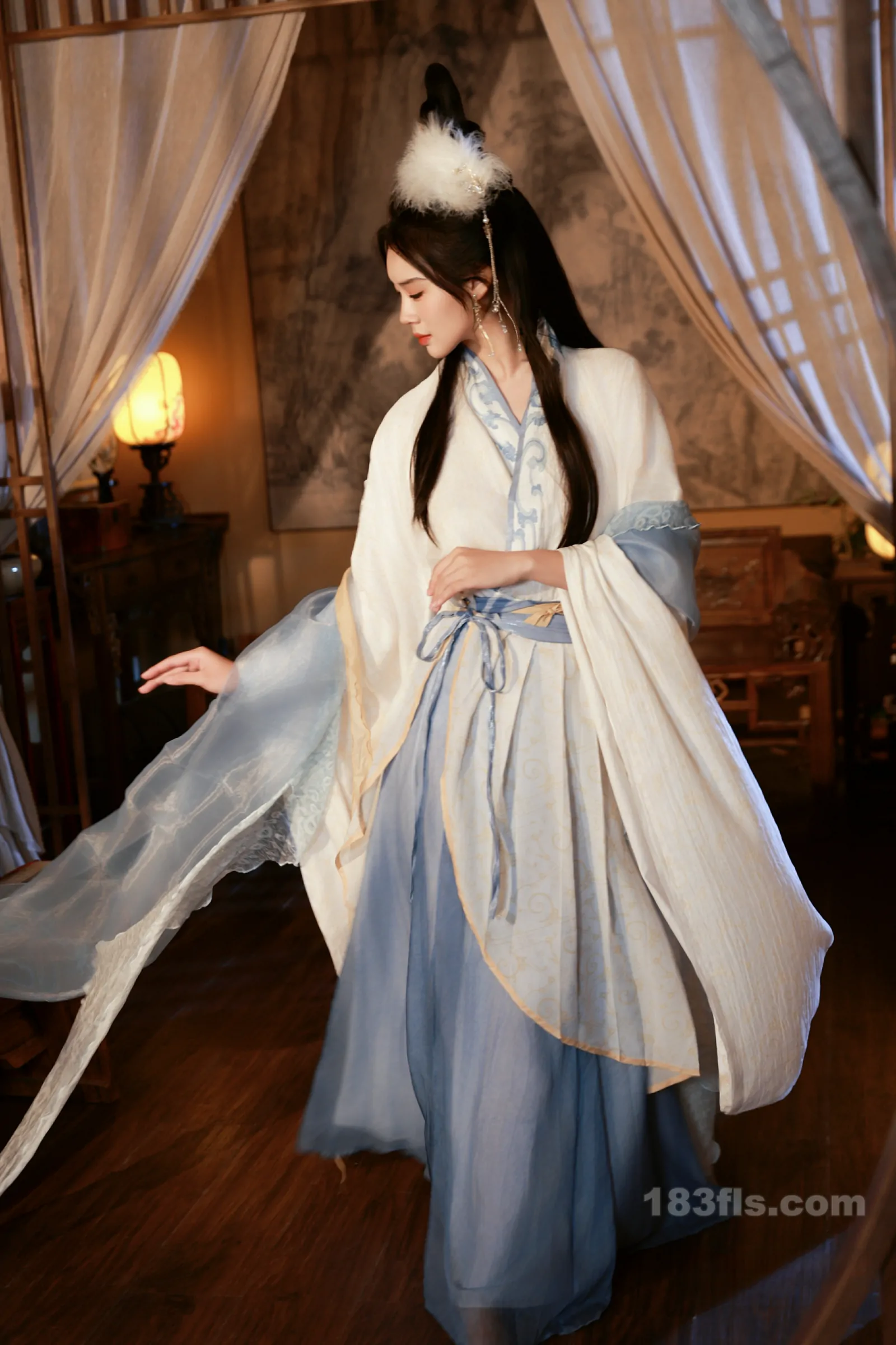 xiuren秀人网福利南乔大尺度私拍写真古装血滴子-第2张图片-宅男套图吧 xiuren秀人网福利南乔大尺度私拍写真古装血滴子-第2张图片-宅男套图吧