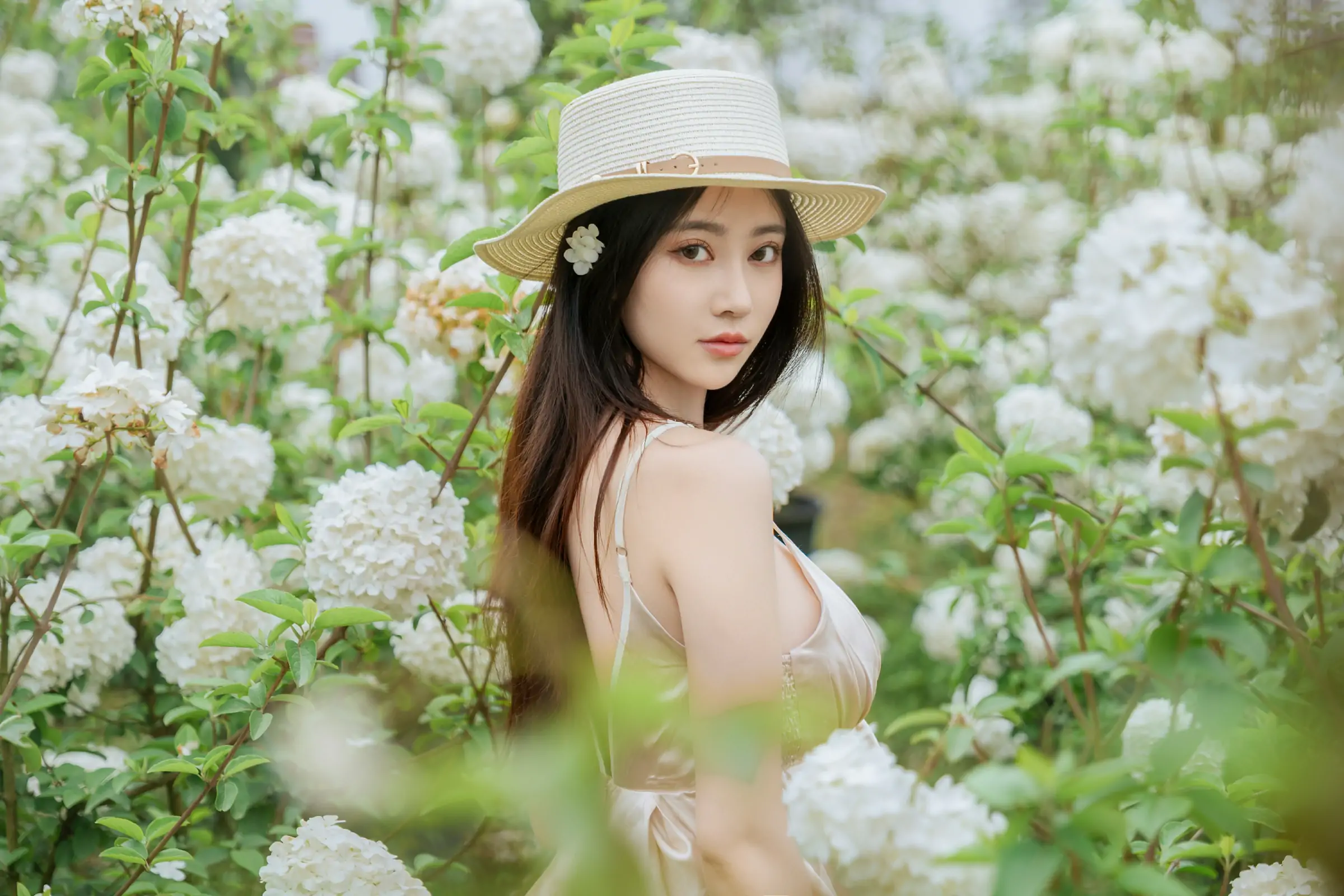 年年Nnian - 木绣球-第2张图片-宅男套图吧