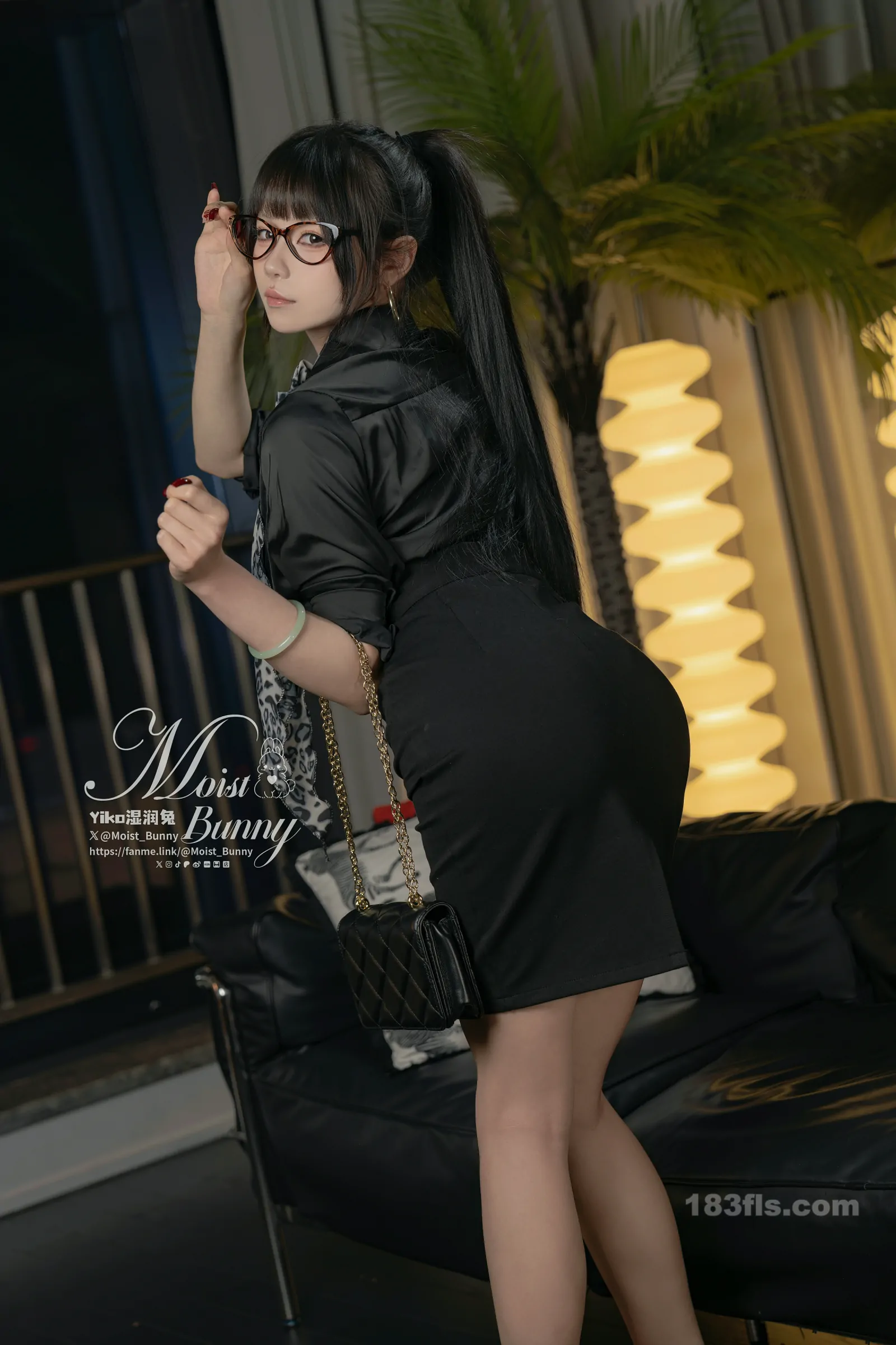 咬一口兔娘 作品『总裁攻略』-第6张图片-宅男套图吧